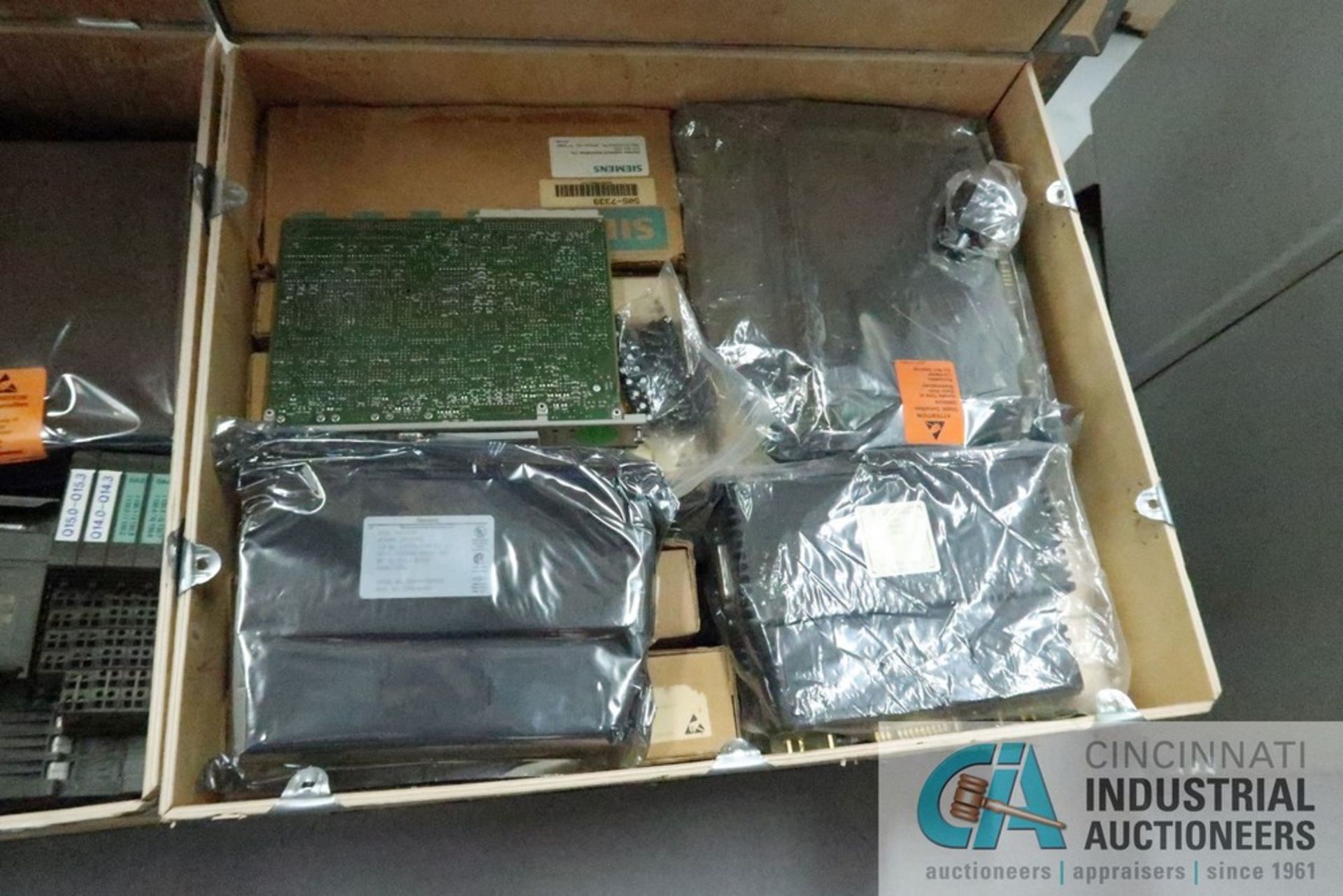 (LOT) (5) SKIDS MISC. TOUCH SCREENS, ELECTRONICS, MODULES, INVERTERS - Image 18 of 18