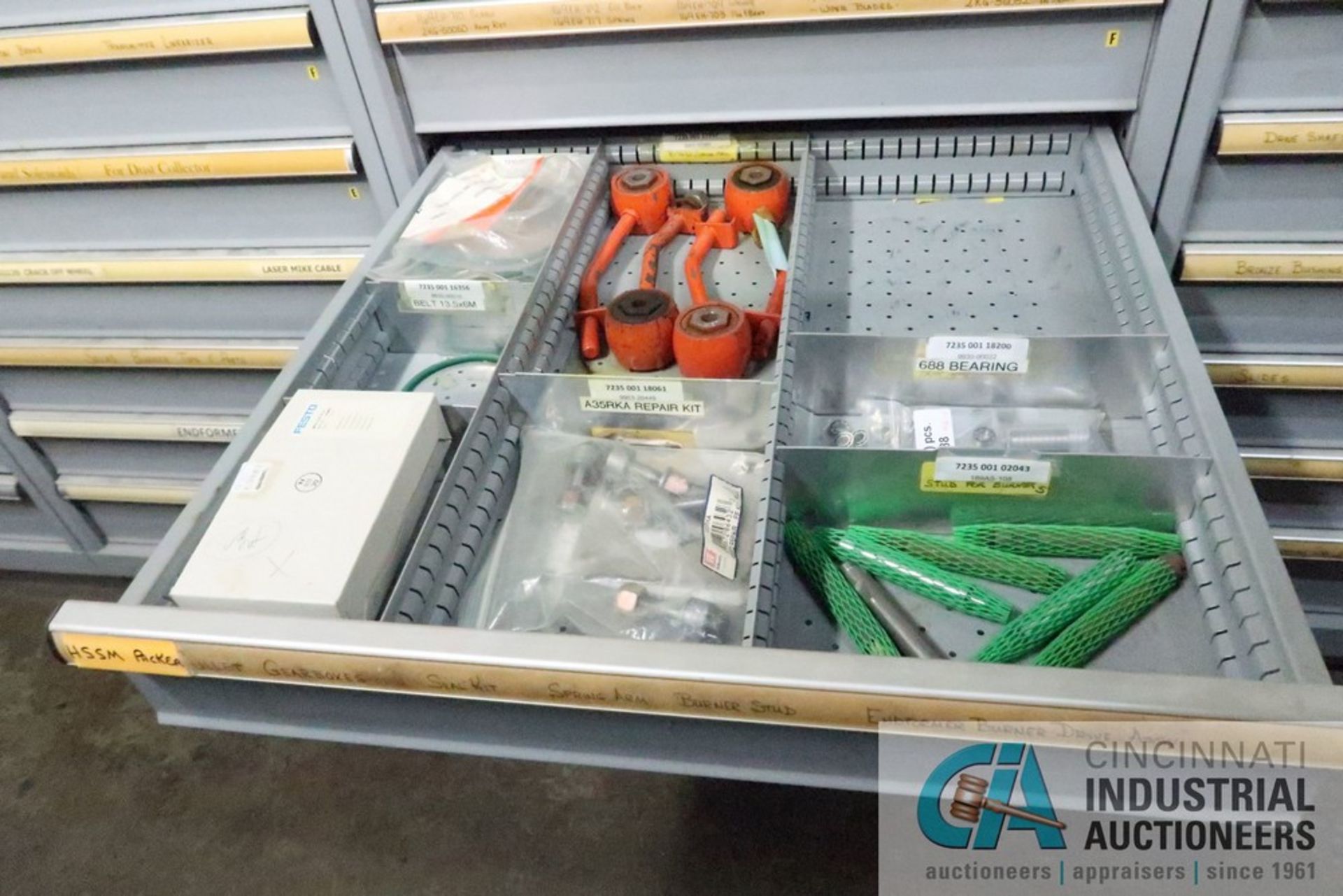 11-DRAWER LISTA CABINET WITH CONTENTS INCLUDING MISCELLANEOUS FURNACE BURNER PARTS, BELTS, BEARINGS, - Image 7 of 11
