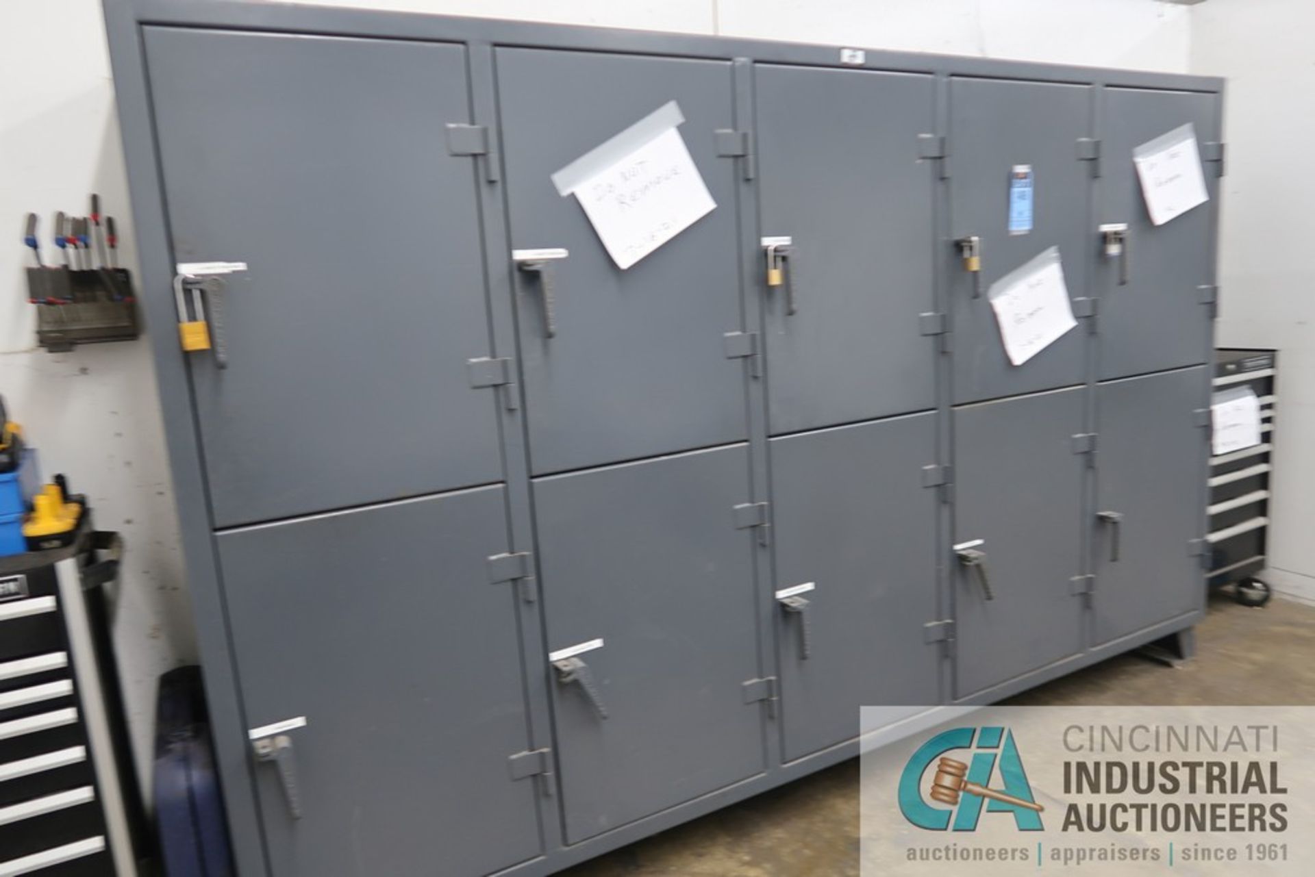 STRONGHOLD HEAVY DUTY TEN COMPARTMENT INDUSTRIAL LOCKER, 24" X 122" X 78" HIGH LOCKER SIZE, 21" X - Image 2 of 3