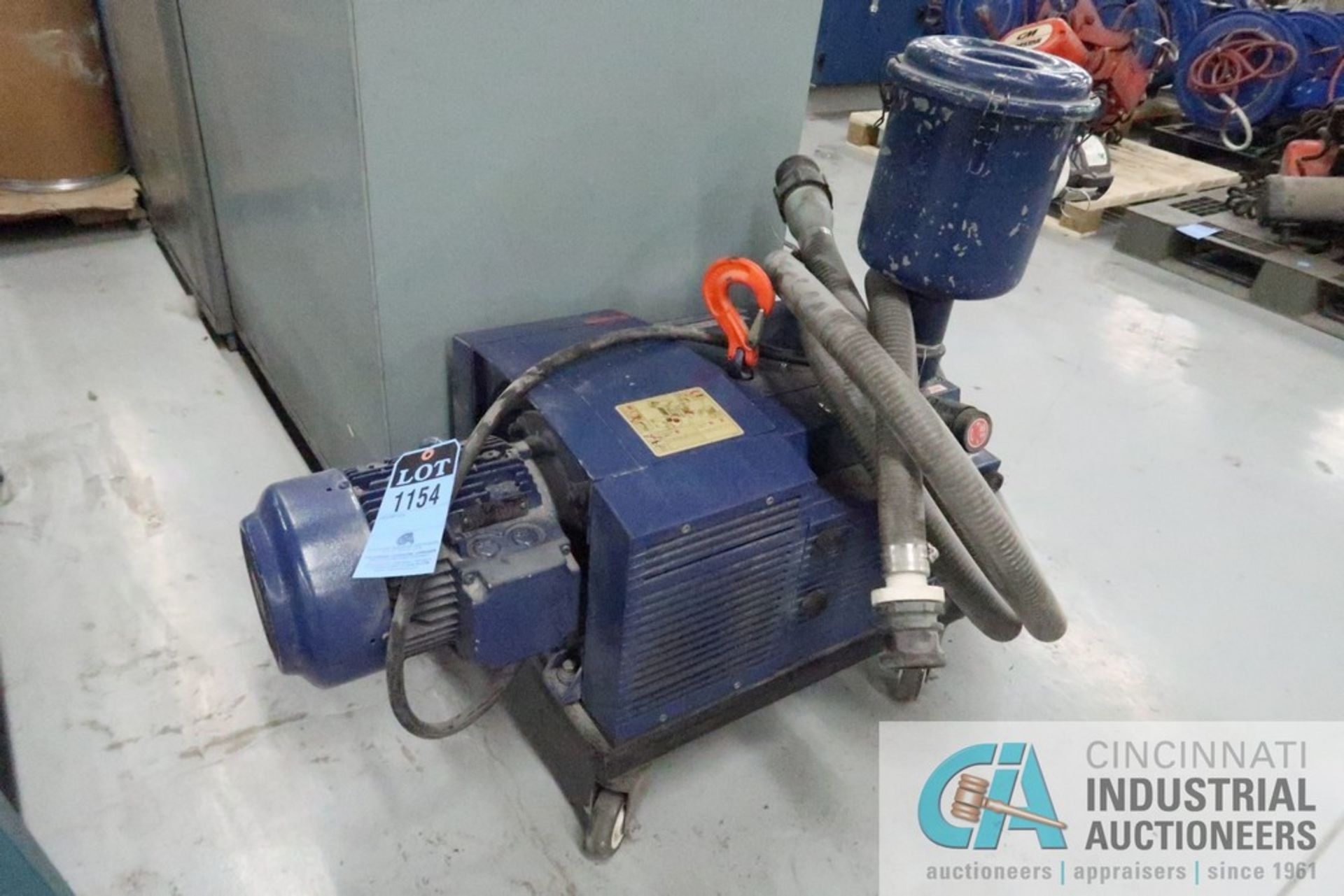 BECKER MODEL KVX 3.100 ROTARY VANE VACUUM PUMP; S/N 2565358 (NEW 2011)