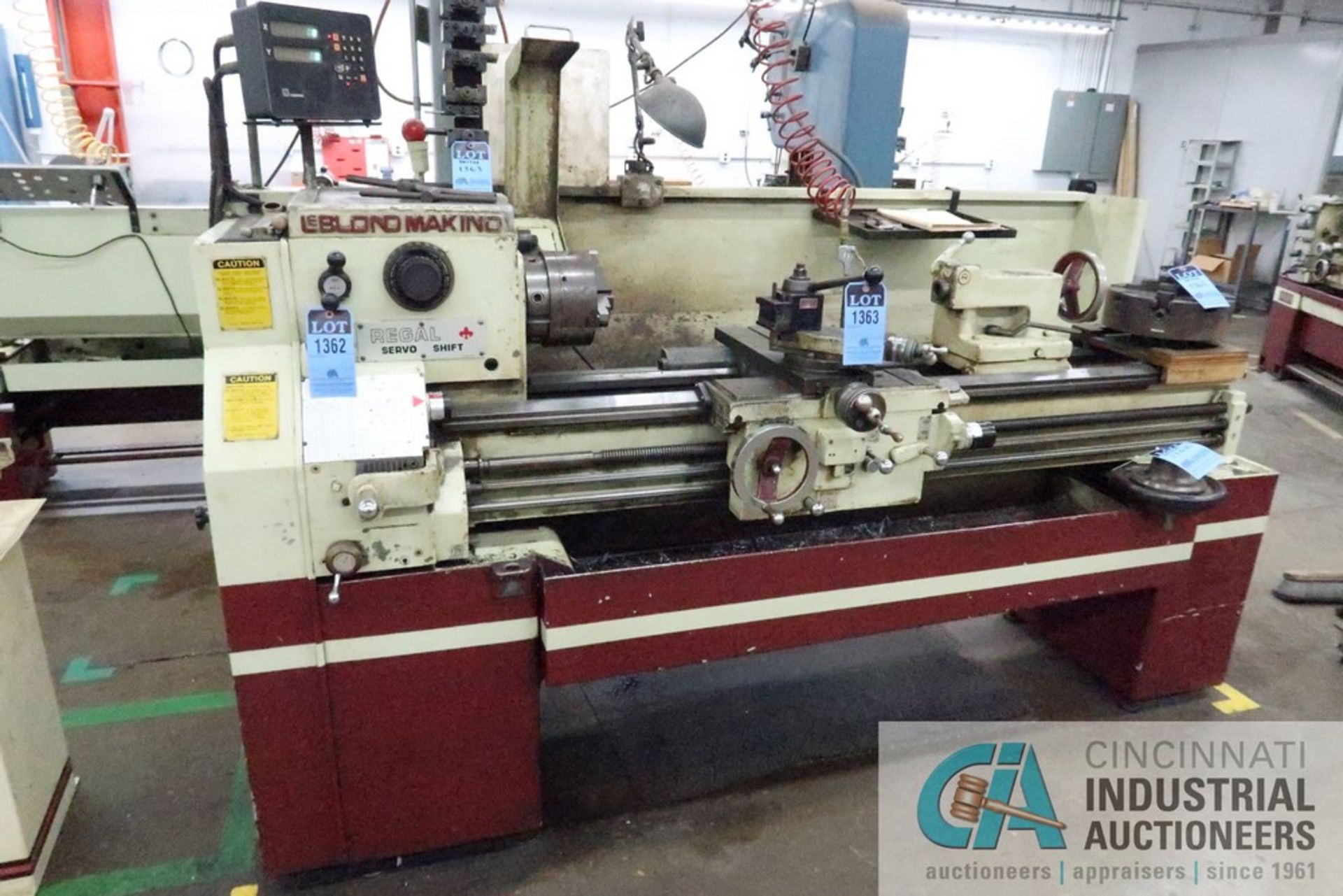 15" X 50" LEBLOND REGAL SERVO SHIFT GEARED HEAD ENGINE LATHE; S/N 15C-437, HEIDENHAIN MODEL VRZ- - Image 2 of 10