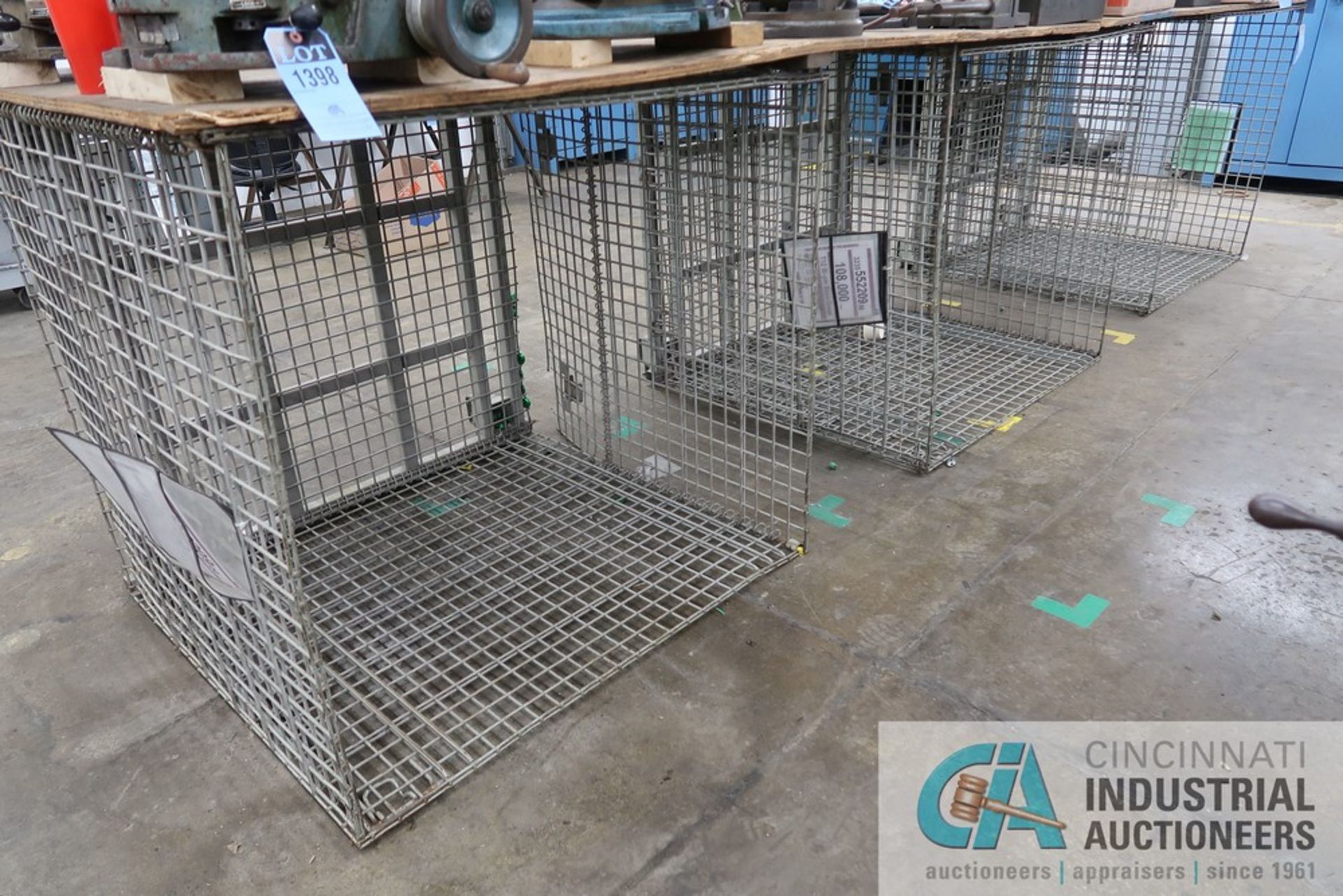 ****42" X 46" X 42" DEEP COLLAPSIBEL / STACKABLE WIRE BASKETS **DELAY REMOVAL - PICKUP 8-11-2021** - Image 5 of 6