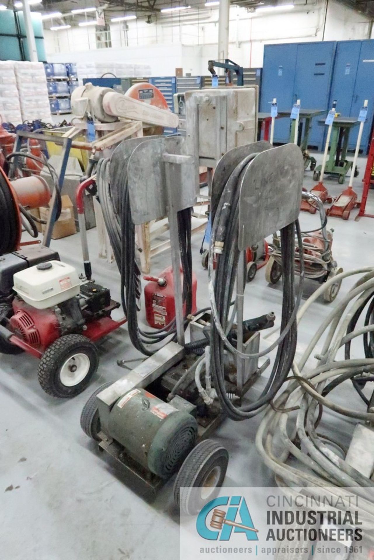 WHITCO MODEL 2418-EC ELECTRIC PORTABLE PRESSURE WASHER; S/N 300-101, 3-PHASE, 208 VOLTS, 3 HP - Image 2 of 3