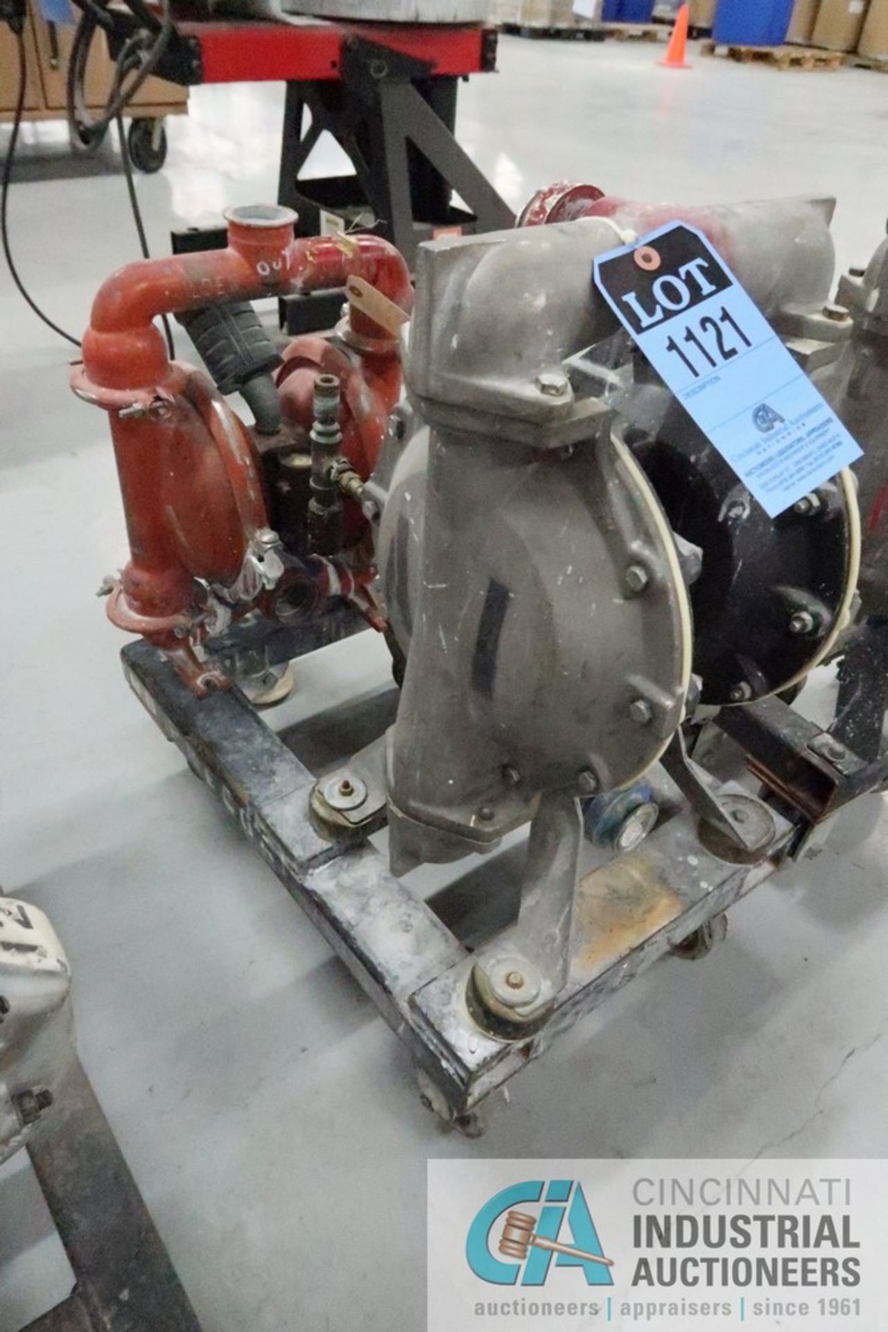 (LOT) (3) AIR-OPERATED DOUBLE DIAPHRAM STAINLESS STEEL WATER PUMPS; (2) 2" ARO MODEL 666158-8EB-C - Image 2 of 3