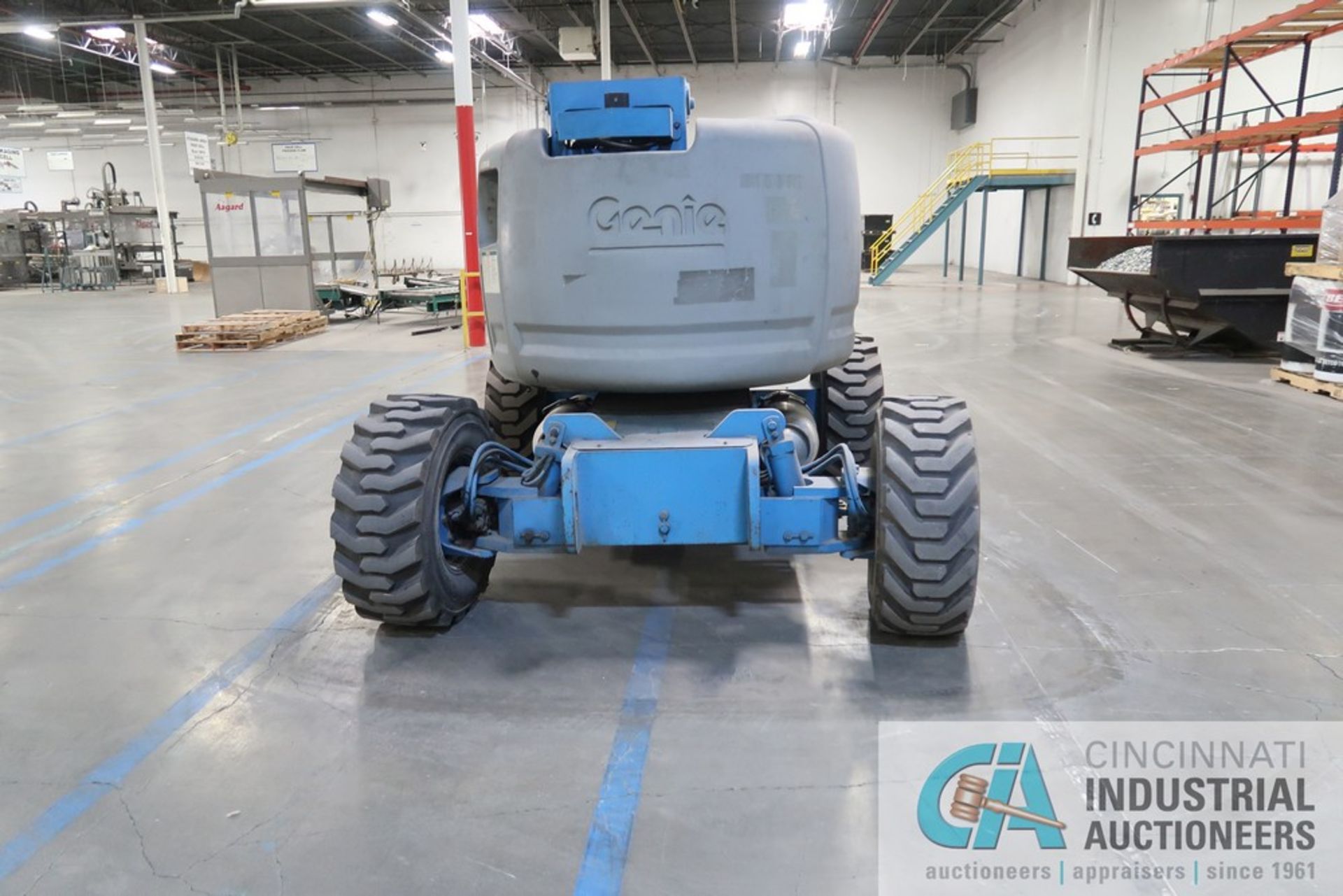 GENIE MODEL Z45/25J LPG PNEUMATIC ROUGH TERRAIN TIRE BOOM TYPE MAN LIFT; BOOM NO. B13356 - Image 3 of 14