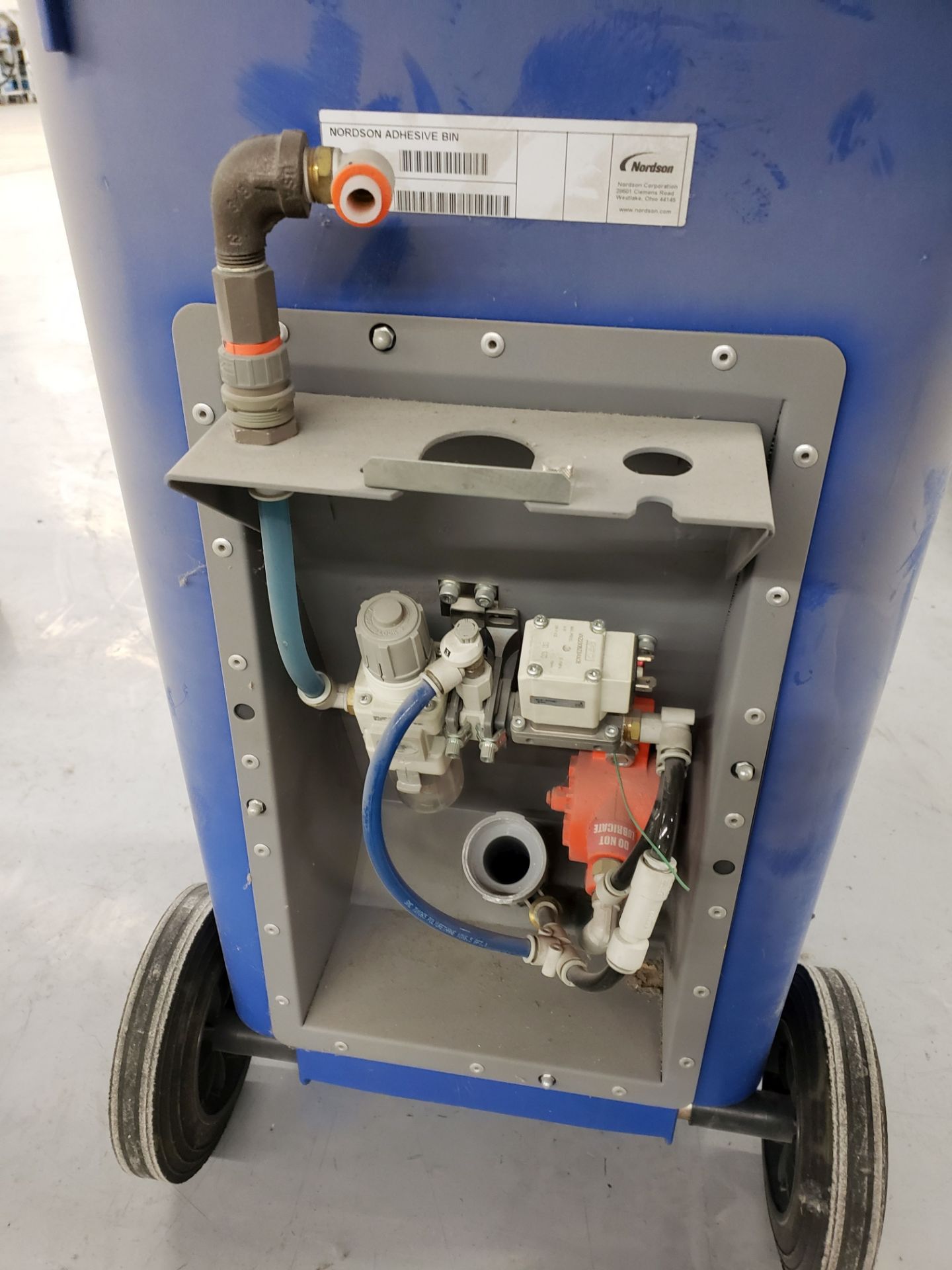 NORDSON ADHESIVE BIN W/ PS40 POWER SUPPLY & EPC-15 PATTERN CONTROL SYSTEM **Loading Fee Due - Image 3 of 6