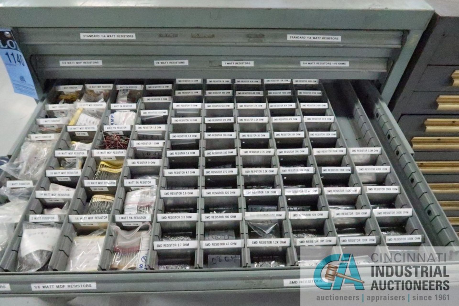 EIGHTEEN DRAWER VIDMAR STYLE CABINET AND CONTENTS LOADED WITH RESISTORS, CAPACITORS, COILS, - Image 4 of 13