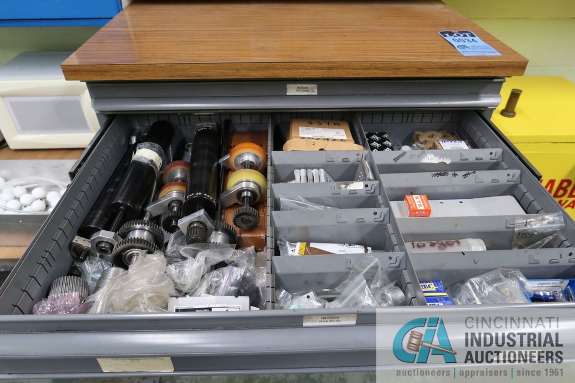 6-DRAWER EQUIPTO CABINET WITH MISCELLANEOUS MACHINE PARTS - Image 3 of 7