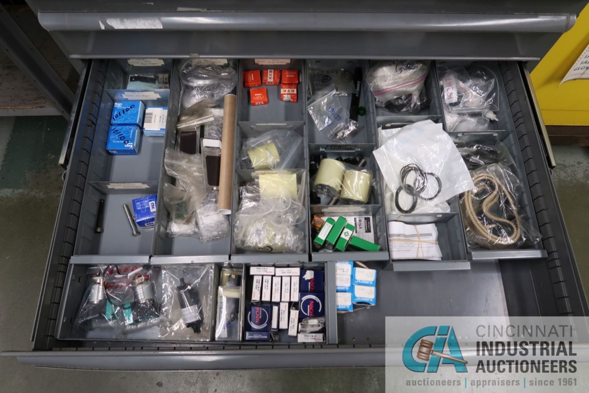 6-DRAWER EQUIPTO CABINET WITH MISCELLANEOUS MACHINE PARTS - Image 7 of 7