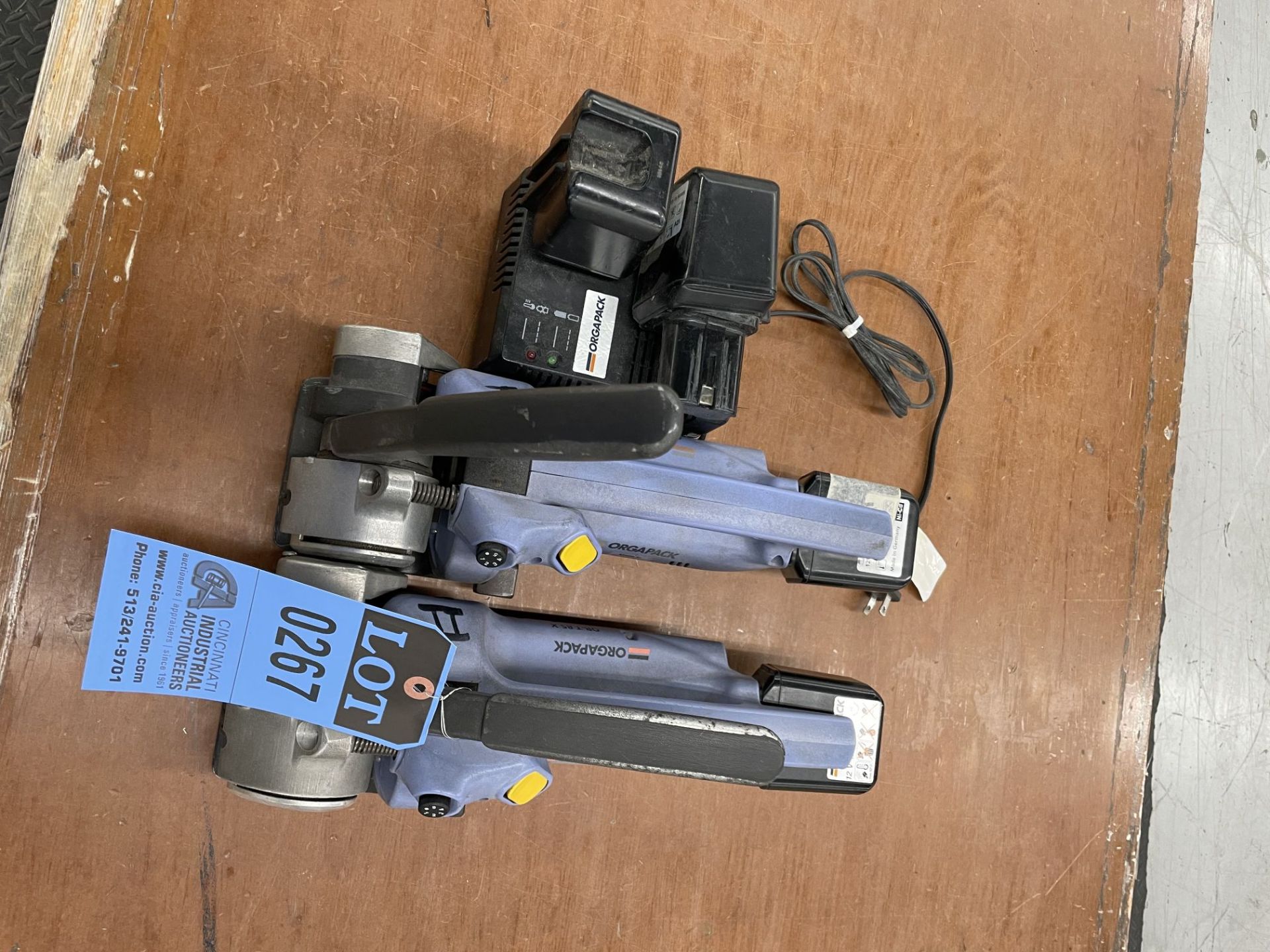 (LOT) (2) ORGAPACK OR-T 85X CORDLESS STRAPPERS WITH CHARGER