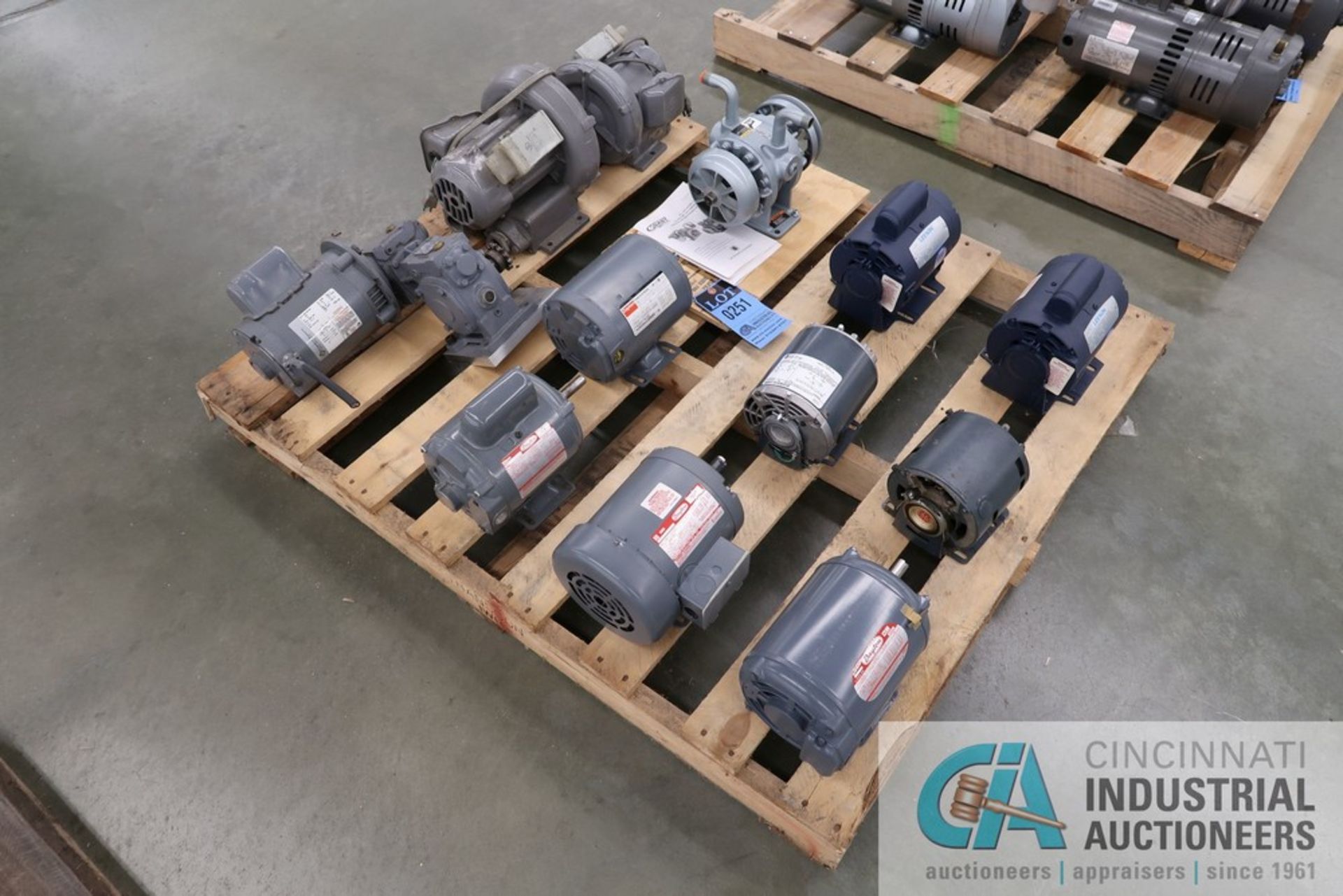 MISCELLANEOUS MOTORS TO 1/2 HP - Image 2 of 3