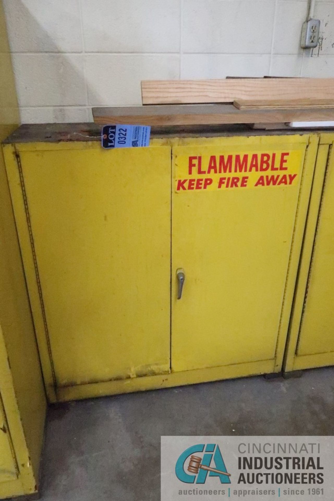 30 GAL. CAP SE-CURALL FLAMMABLE STORAGE CABINET