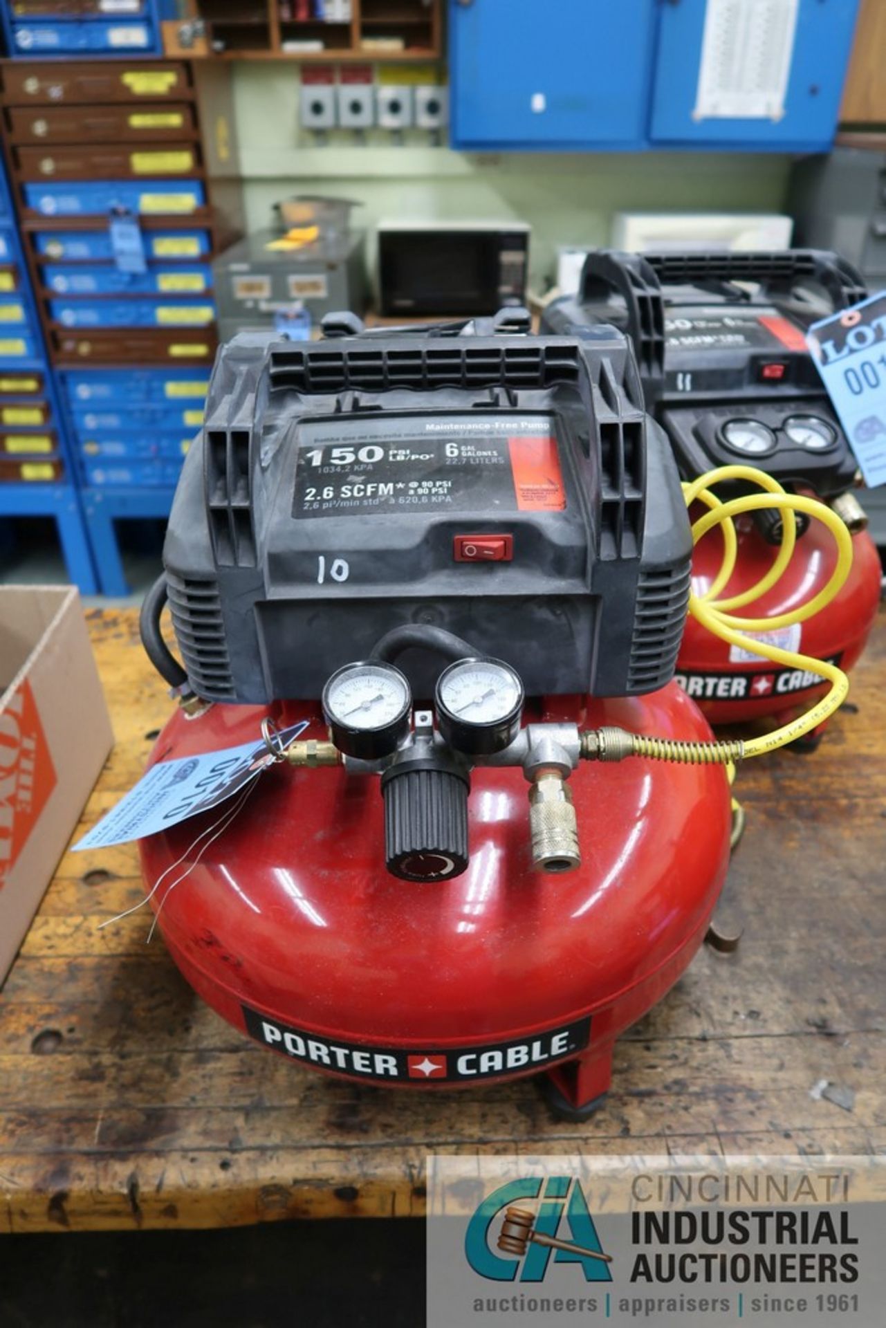 150 PSI/6 GALLON PORTER CABLE PORTABLE AIR COMPRESSOR