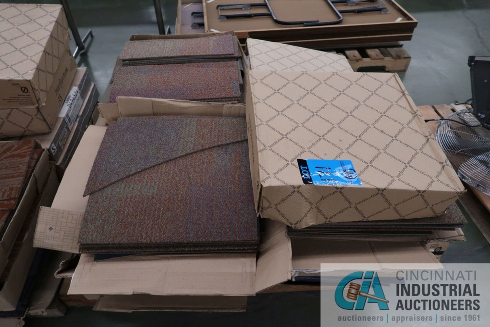 (LOT) (7) SKIDS MISCELLANEOUS CARPET, TILE, AND CEILING TILE - Image 2 of 7