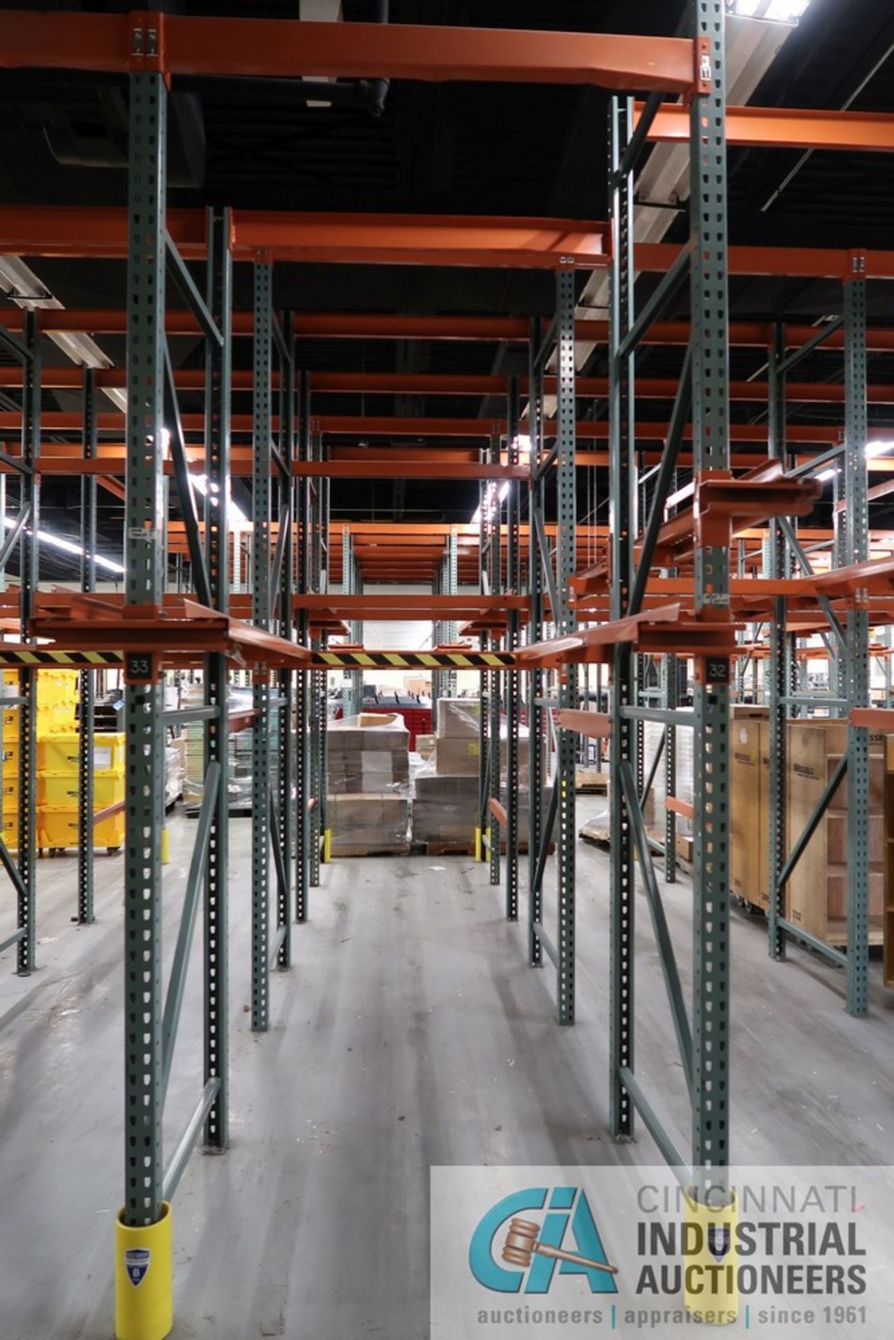 SECTIONS 54"W X 20'D X 12'6"H ADJUSTABLE BEAM DRIVE-IN PALLET RACK - Image 3 of 6
