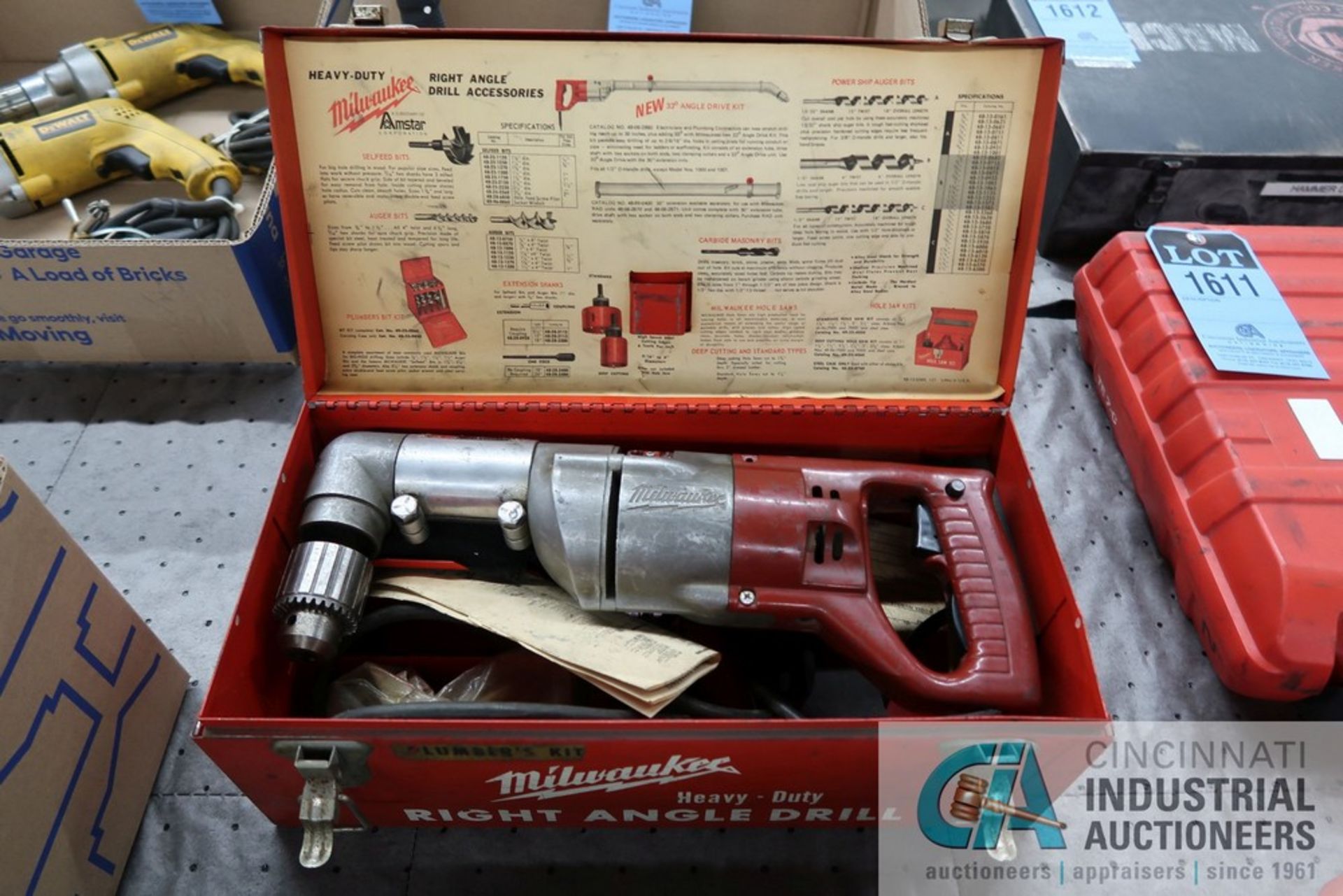 1/2'' MILWAUKEE CAT. NO. 1101-1 HEAVY-DUTY HOLE-SHOOTER RIGHT ANGLE DRILL - Image 2 of 2