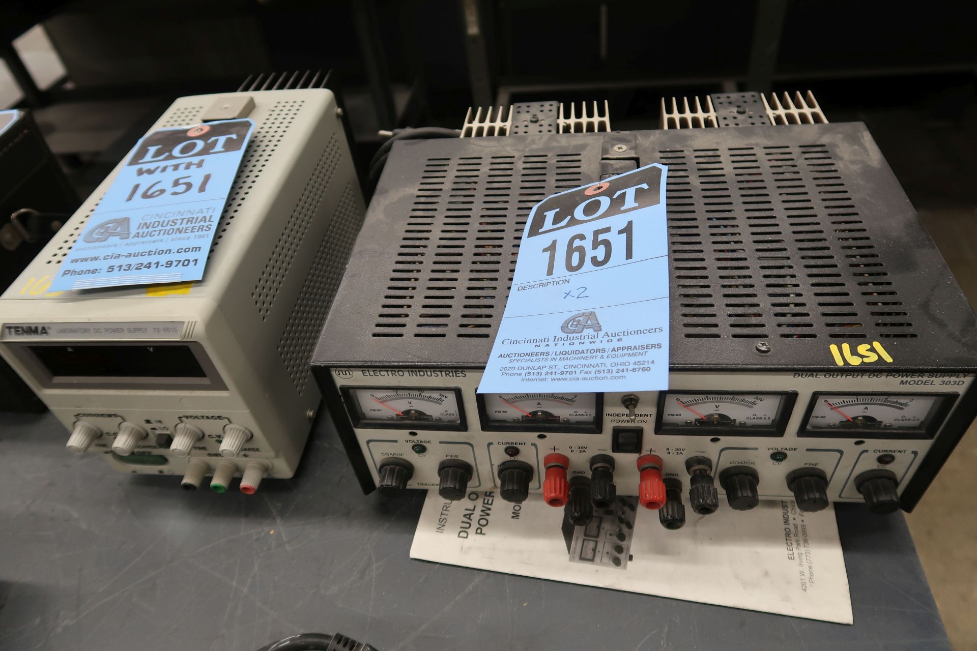 ELECTRO INDUSTRIES MODEL 3030 DUAL OUTPUT DC POWER SUPPLY WITH TEMNA MODEL 72-6610 LABORATORY DC