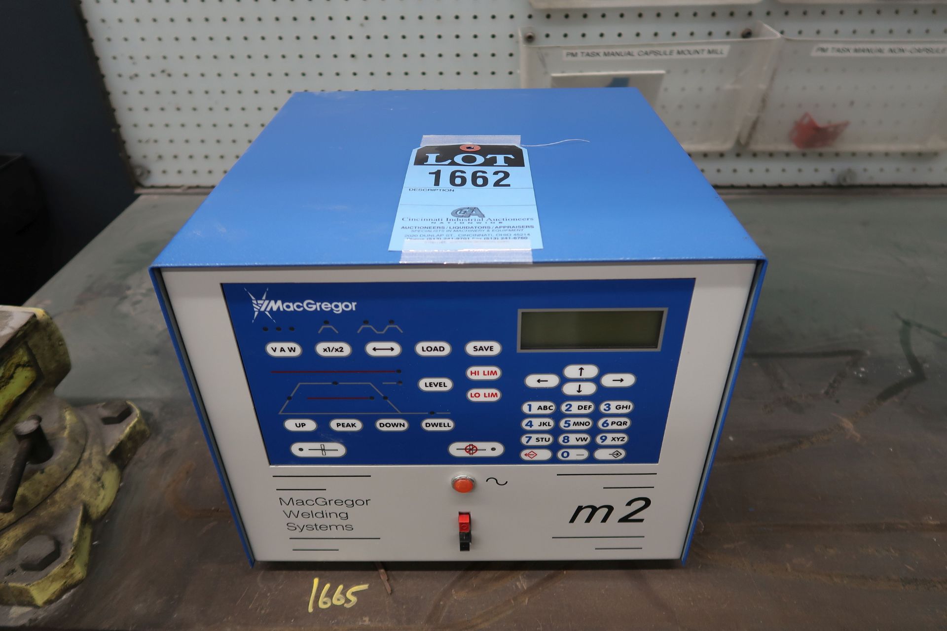 MACGREGOR MODEL M2-20-3 DIGITAL READ-OUT WELDING CONTROL SYSTEM S/N M975601 380-480 INPUT VOLTS