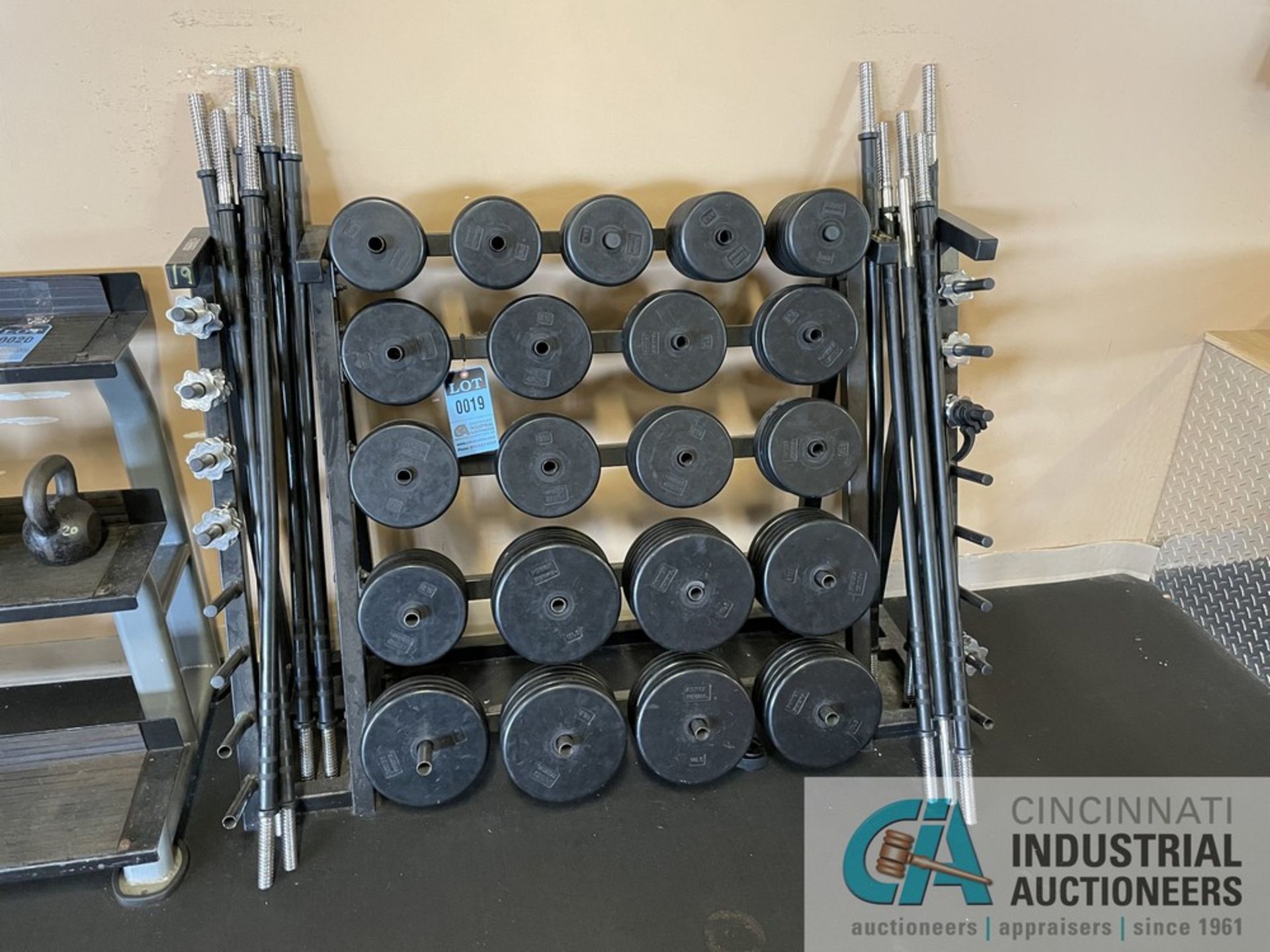 RACK WITH STRAIGHT BARS AND MISCELLANEOUS PLATED WEIGHTS **ATTN: This lot is located on the second