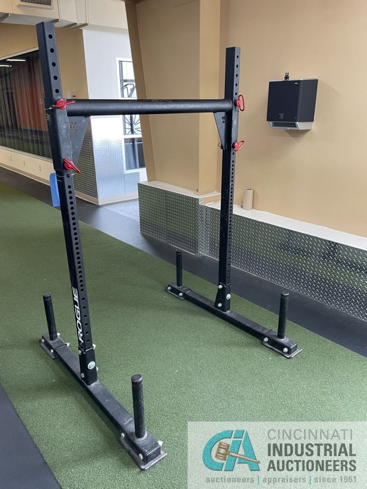 ROGUE ADJUSTABLE TRAINING SLED **ATTN: This lot is located on the second floor. Removal will be by - Image 3 of 6