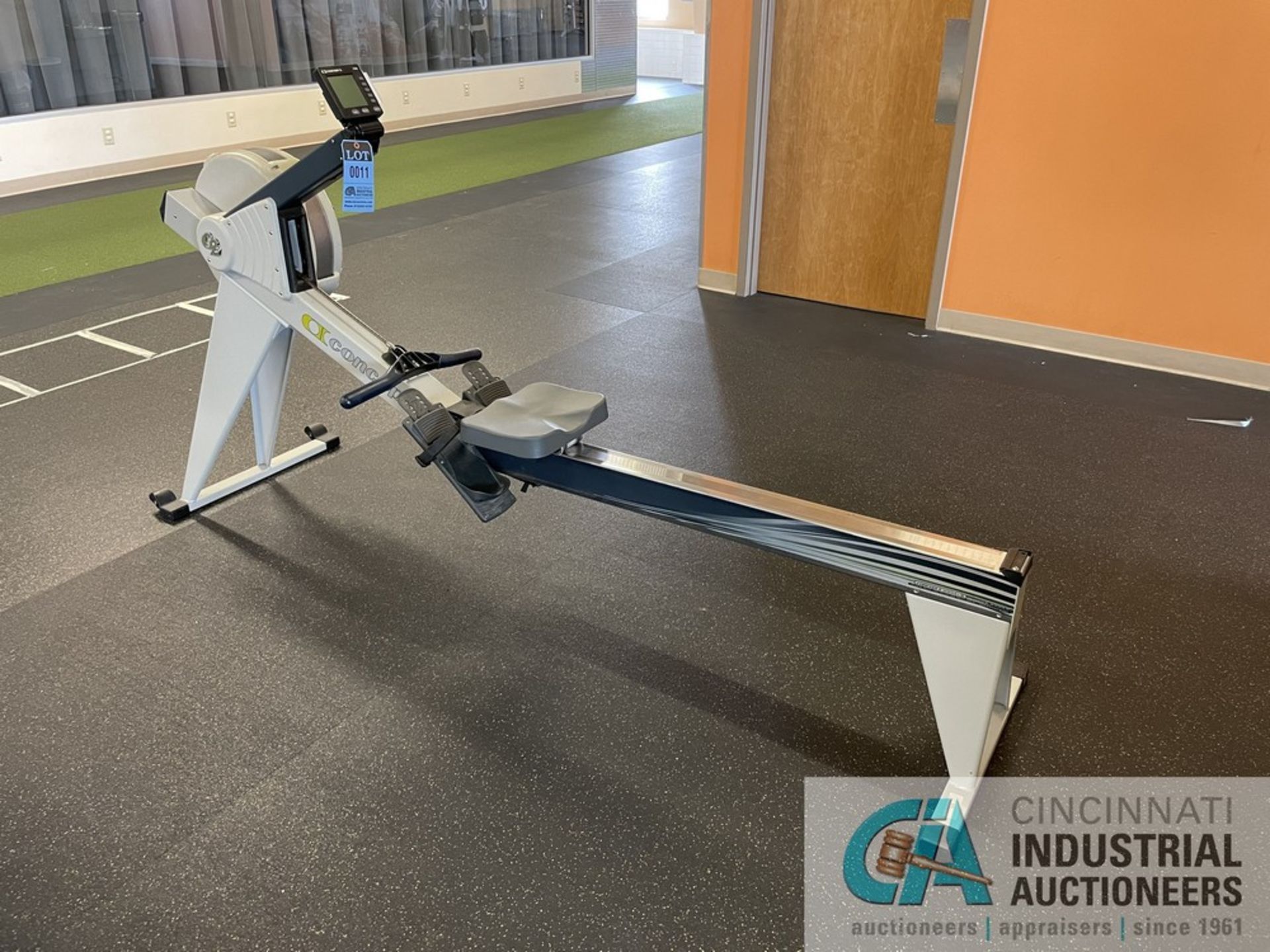 CONCEPT 2 MODEL E INDOOR ROWING MACHINE **ATTN: This lot is located on the second floor. Removal - Image 2 of 6