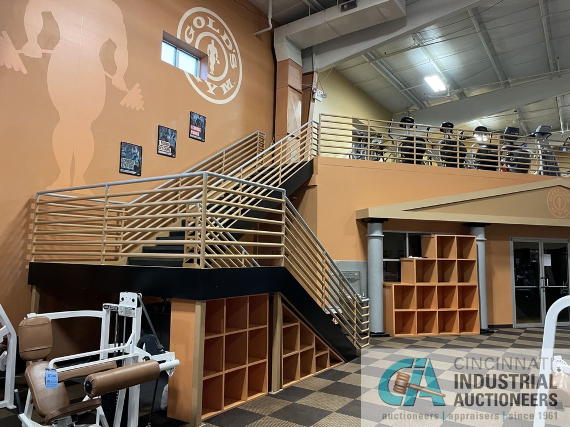 FLEX PERFORMANCE SYSTEMS PULLUP / DIE MACHINE **ATTN: This lot is located on the second floor. - Image 3 of 5