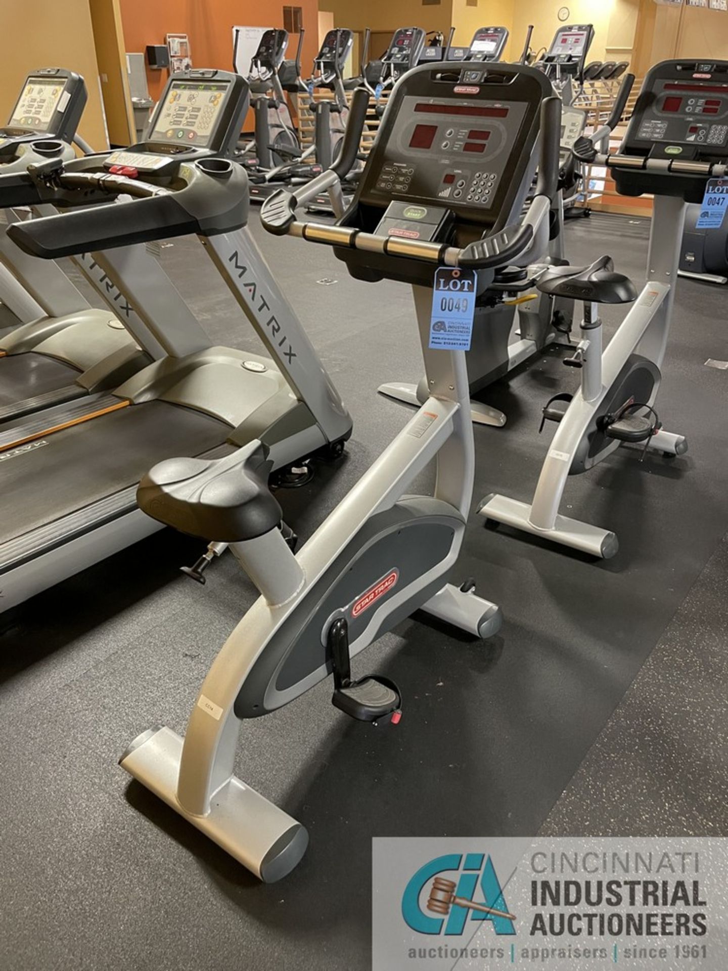 STAR TRAC UPRIGHT BIKE **ATTN: This lot is located on the second floor. Removal will be by