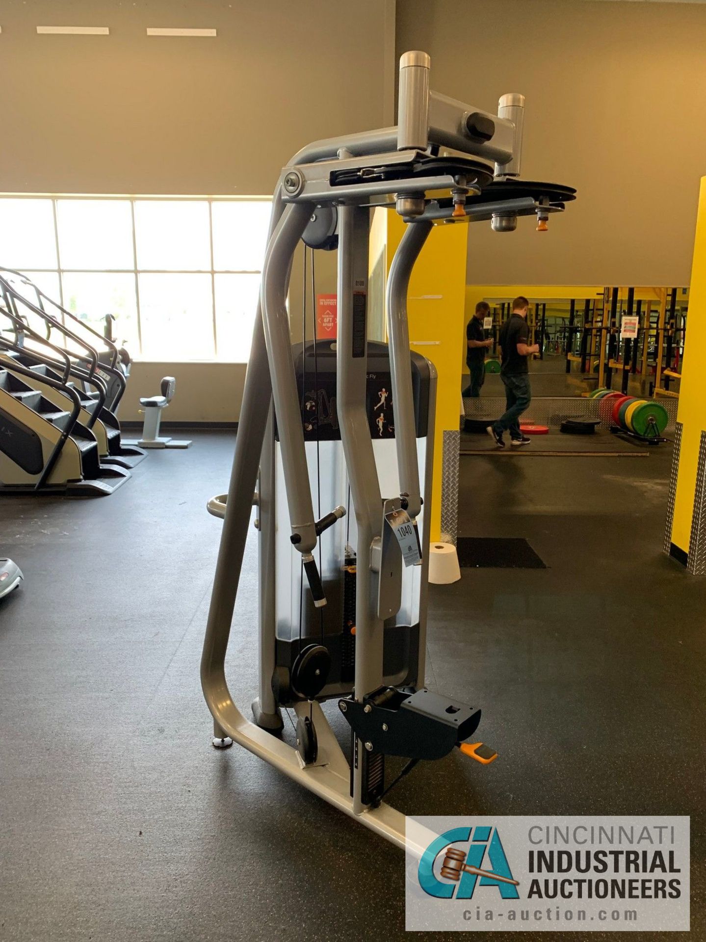 PRECOR REAR DELT/PEC FLY SELECTORIZED STRENGTH TRAINING MACHINES - Image 2 of 6