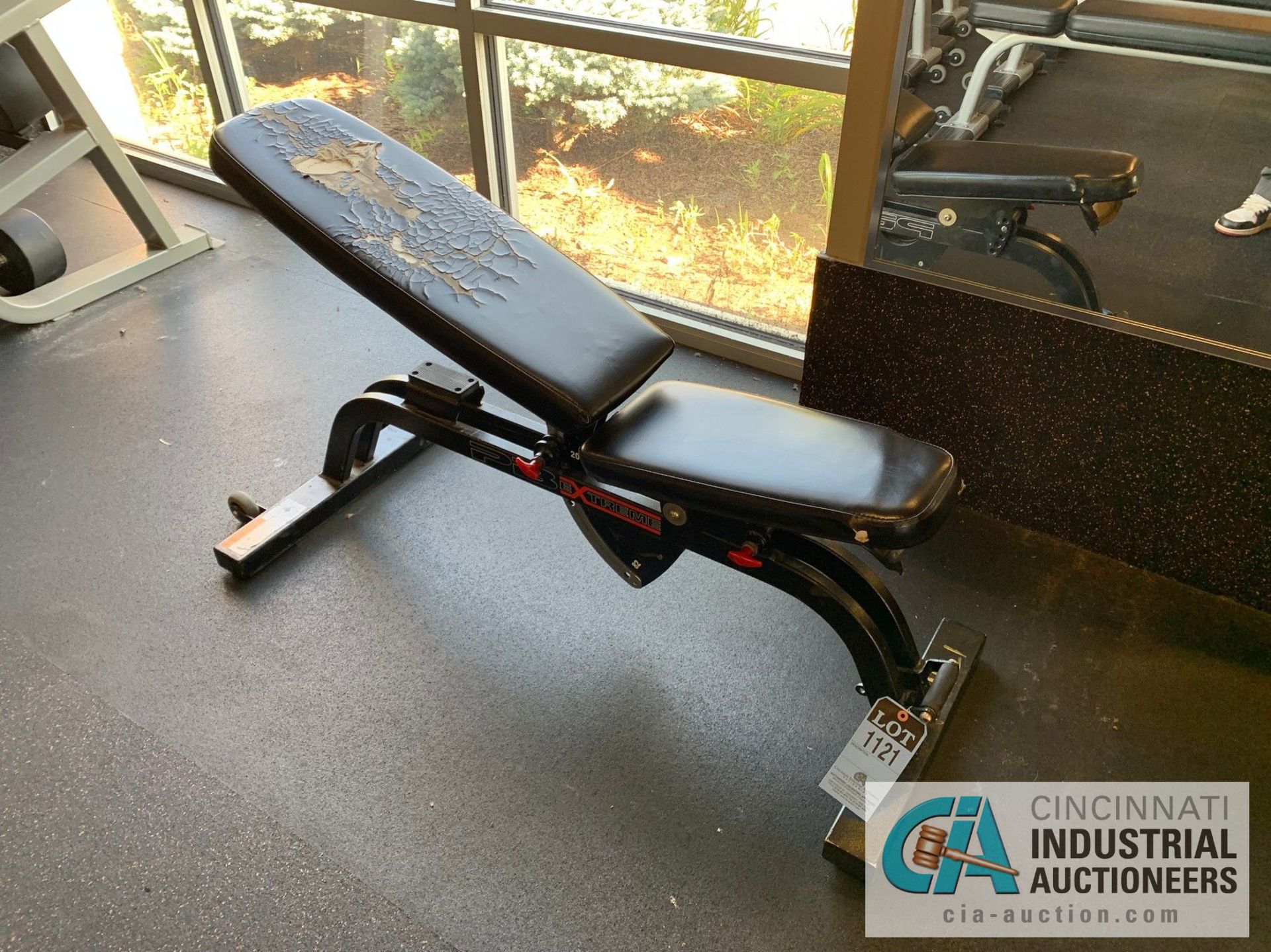 PB EXTREME ADJUSTABLE BENCH