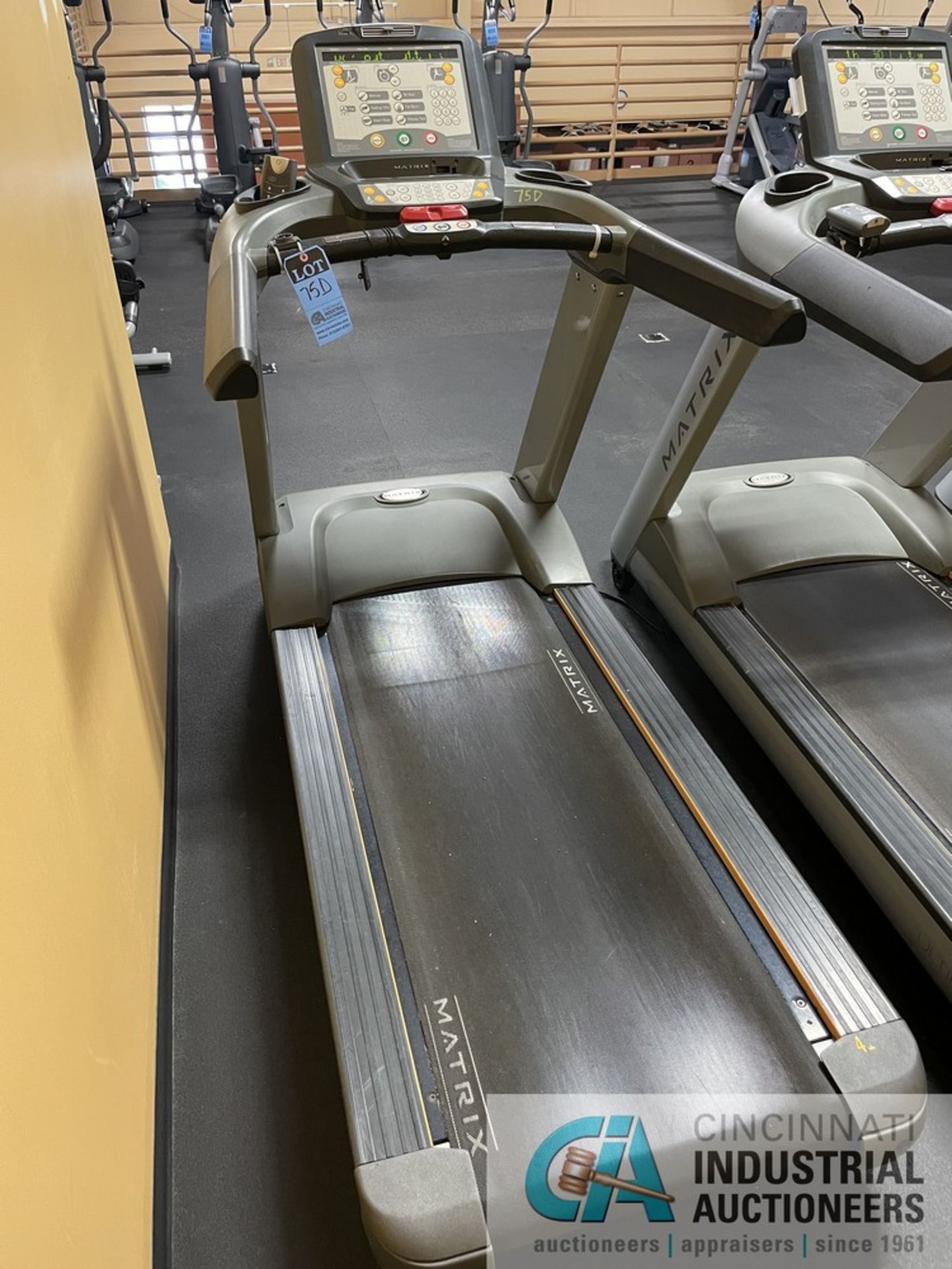 MATRIX TREADMILL **ATTN: This lot is located on the second floor. Removal will be by carrying down - Image 2 of 3