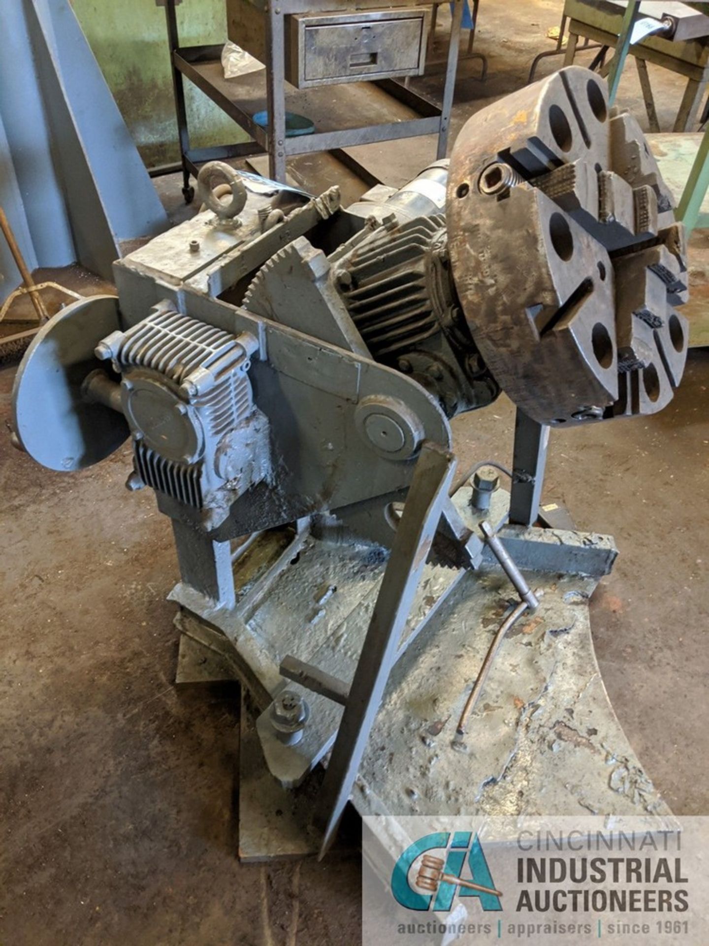 PANDJIRIS POWERED WELDING POSITIONER, VARIABLE SPEED, 18" 4-JAW CHUCK, FOOT PEDAL - Image 6 of 6