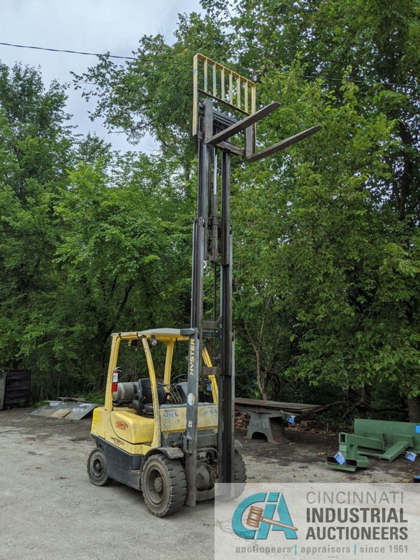 6,000 LB. HYSTER MODEL H60F LP GAS SOLID (FOAM FILLED) TIRE LIFT TRUCK; S/N L177B092130, 3-STAGE - Image 10 of 10