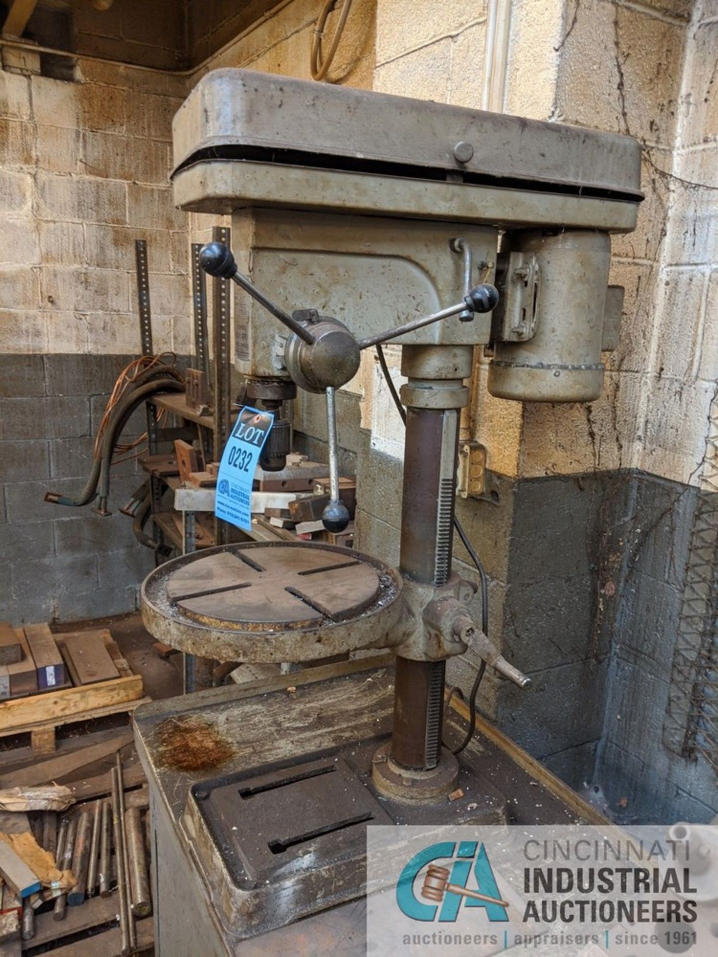 17" CHICAGO BENCH TYPE DRILL PRESS WITH TOOLING AND CABINET - Image 2 of 4
