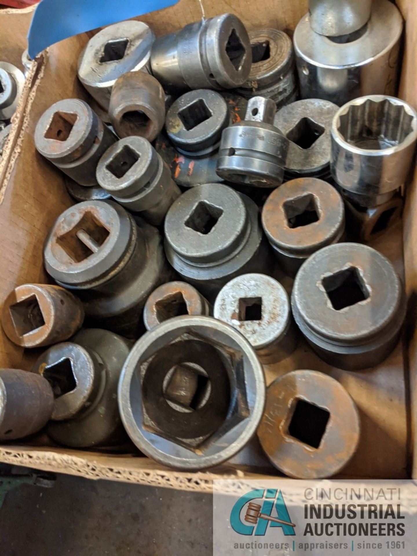 (LOT) 1" DRIVE SOCKETS: APPROX. 21 PIECES - Image 2 of 2