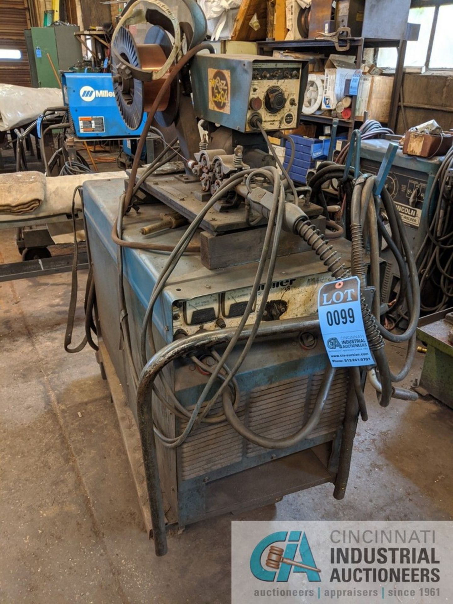 600 AMP MILLER MP65 MIG WELDER WITH 30 A WIRE FEED