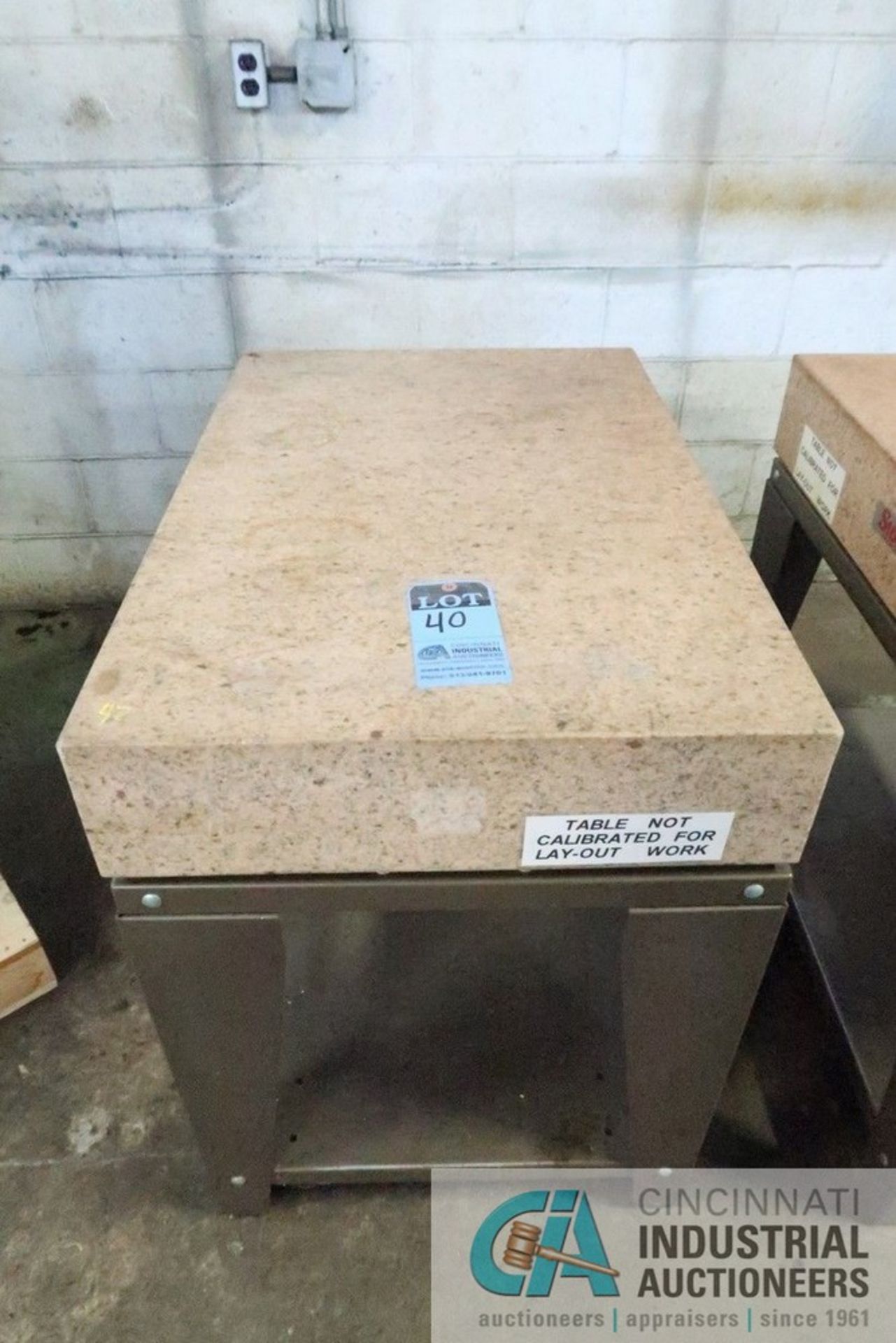 36" X 24" X 6" STARRET GRANITE SURFACE PLATE WITH STAND - Image 2 of 3