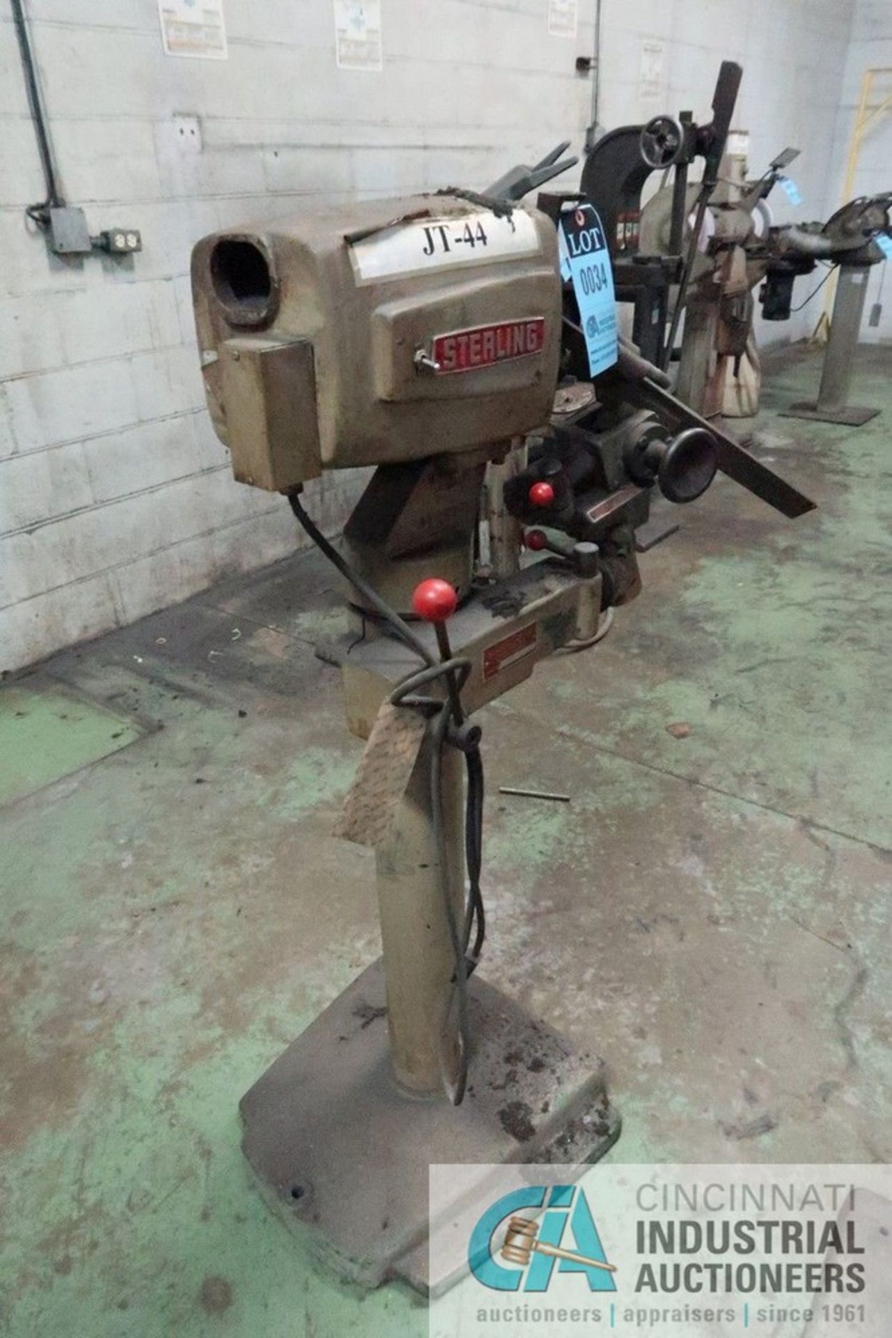 STERLING MODEL DU22OF TOOL GRINDER; S/N D6-8765 - Image 3 of 5