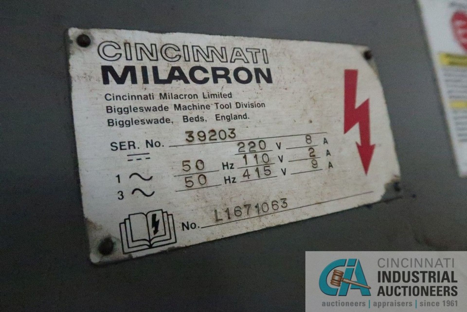 CINCINNATI MILACRON MODEL 273A ID GRINDER; S/N 392031983 - Image 10 of 10