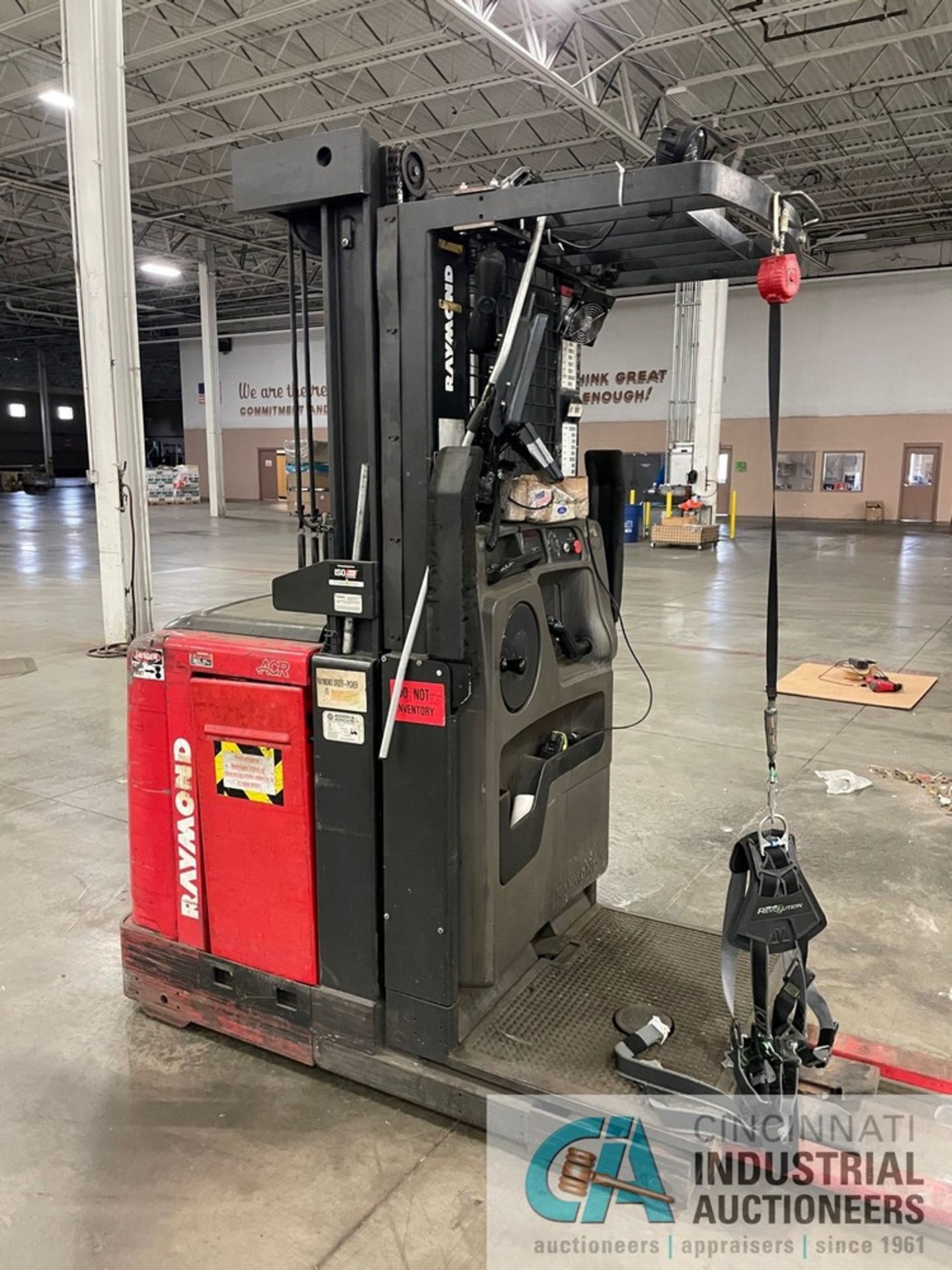 3,000 LB. RAYMOND MODEL OPC30TT STAND UP ELECTRIC ORDER PICKER; S/N 540-07-A03781 (NEW 2007)