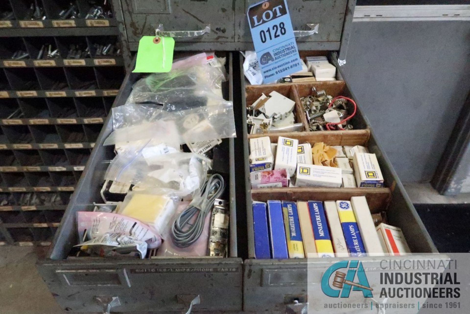 (LOT) MISCELLANEOUS ELECTRICAL, PNEUMATIC, AND MACHINE COMPONENTS WITH CABINETS - Image 3 of 15
