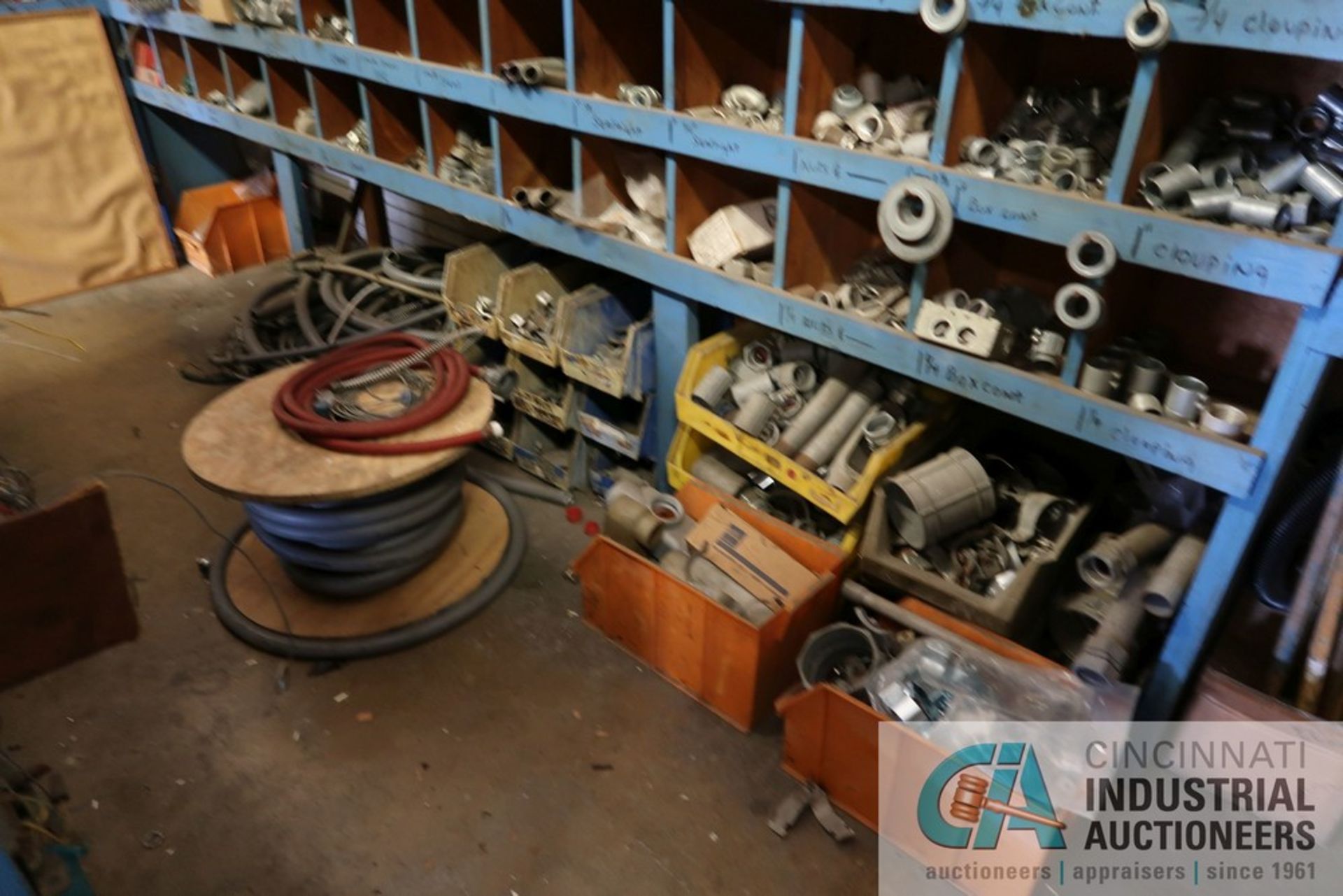 (LOT) MAINTENANCE SUPPLIES AND MACHINE PARTS CONSISTING OF FUSES, HYDRAULIC FITTINGS, LARGE QUANTITY - Image 10 of 33