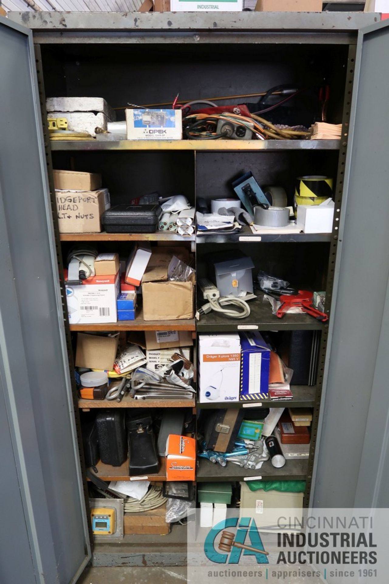 (LOT) MISCELLANEOUS SHOP SUPPORT EQUIPMENT WITH STORAGE CABINET - Image 2 of 7