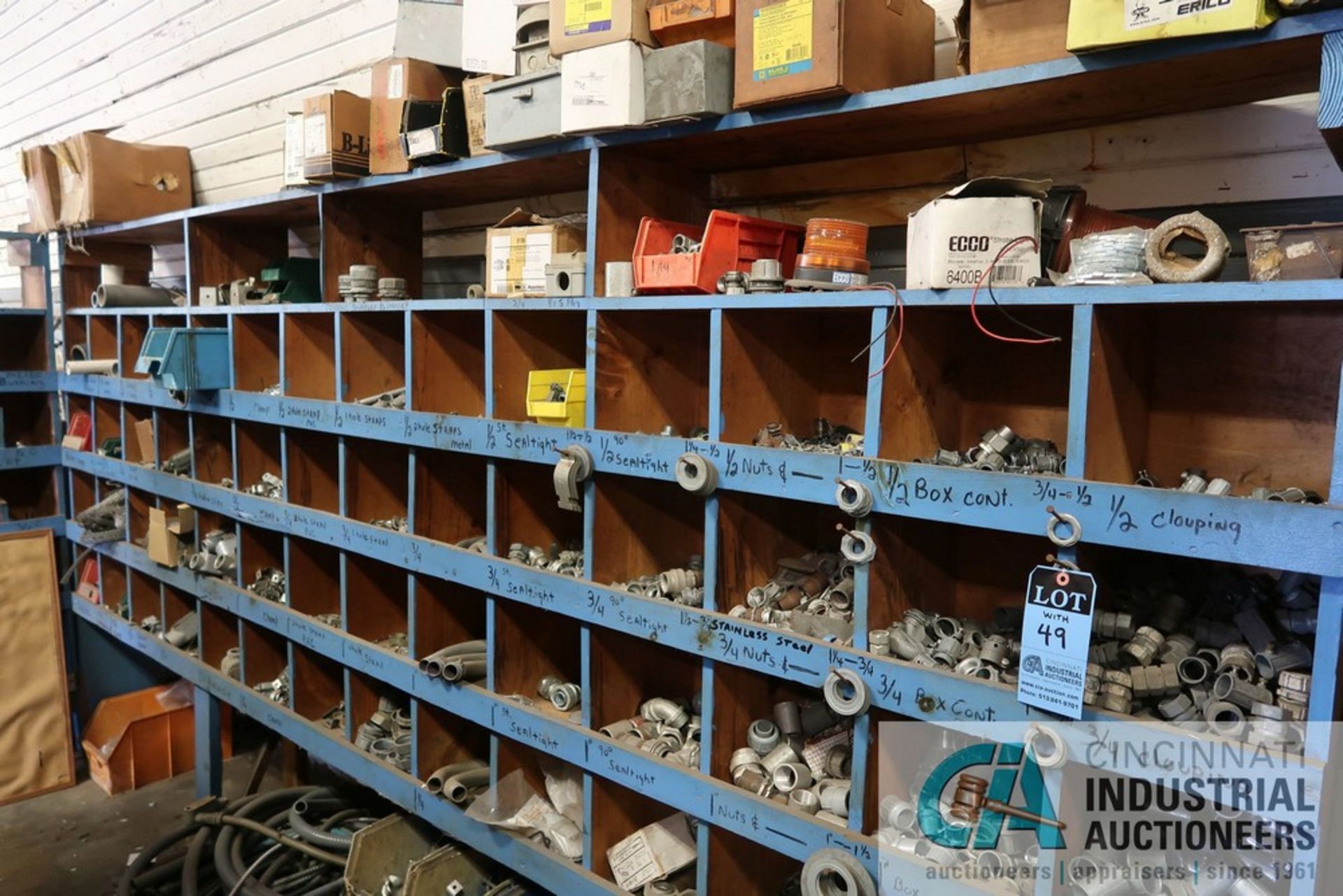 (LOT) MAINTENANCE SUPPLIES AND MACHINE PARTS CONSISTING OF FUSES, HYDRAULIC FITTINGS, LARGE QUANTITY - Image 12 of 33