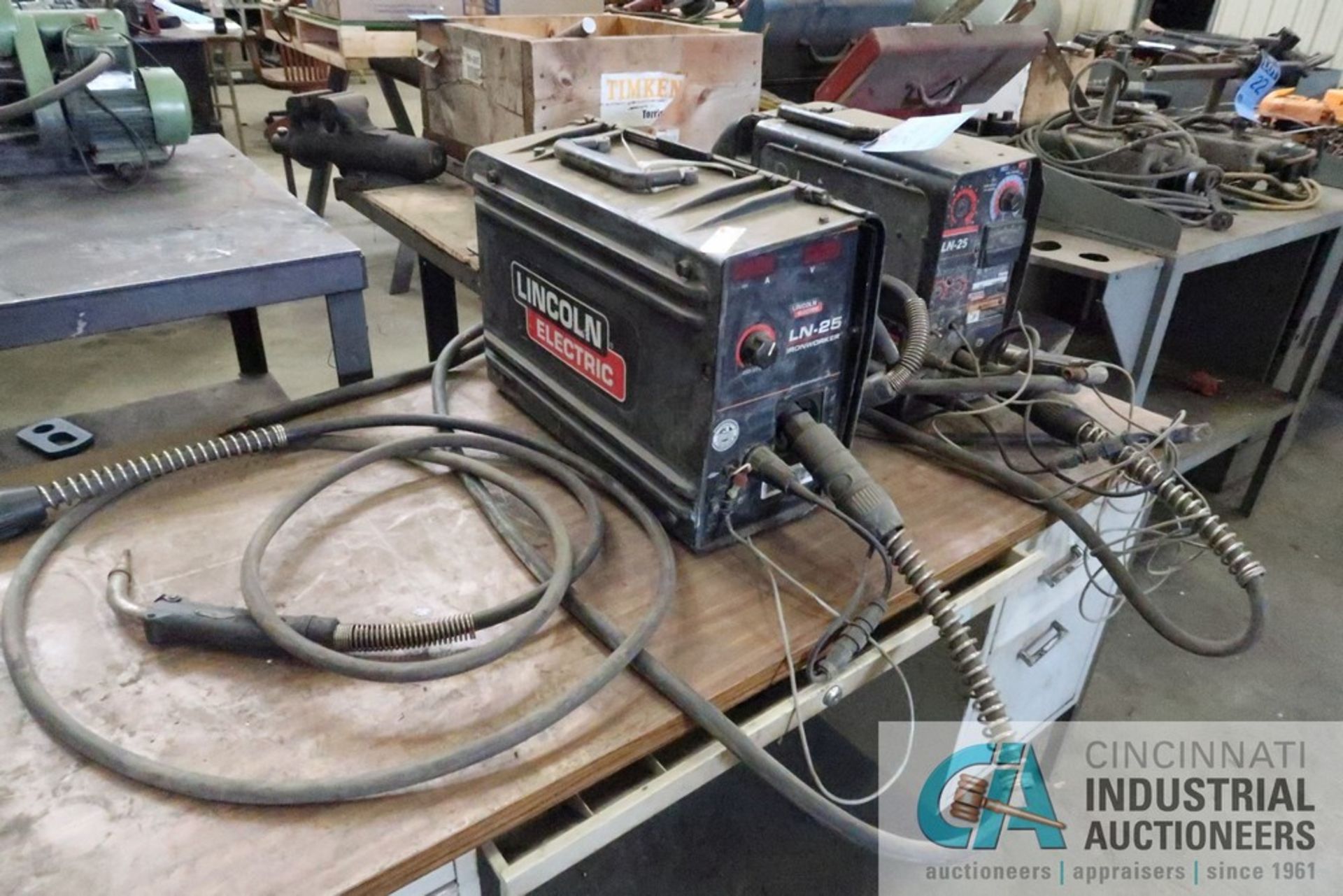 LINCOLN ELECTRIC LN-25 SUITCASE WELDERS - Image 2 of 7