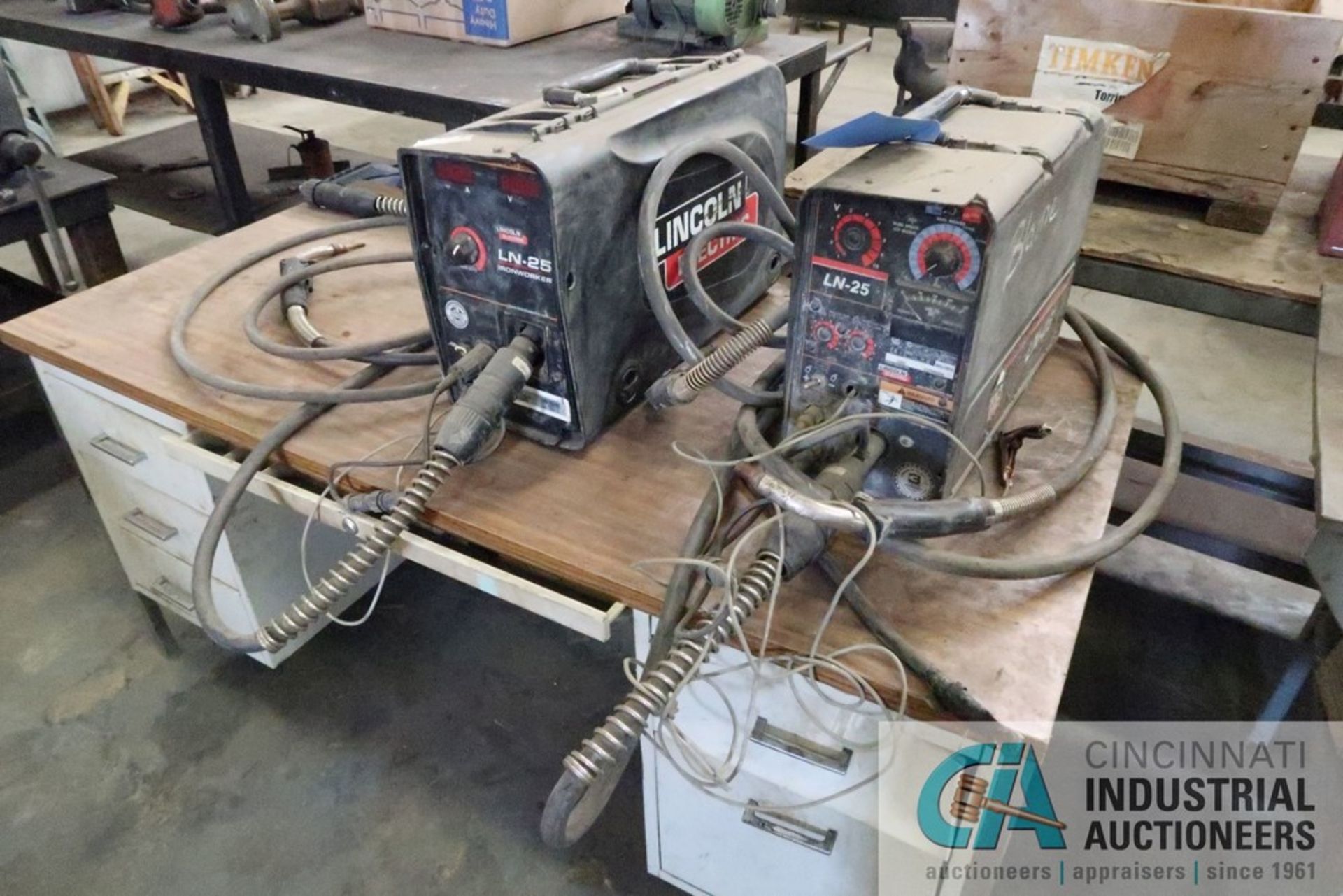 LINCOLN ELECTRIC LN-25 SUITCASE WELDERS
