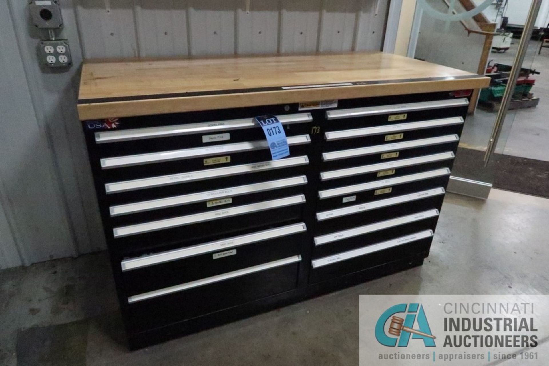 15-DRAWER STOR-LOC MAPLE TOP TOOLING CABINET AND CONTENTS; DOWEL PINS, BOLTS, CONCRETE ANCHERS AND - Image 3 of 17