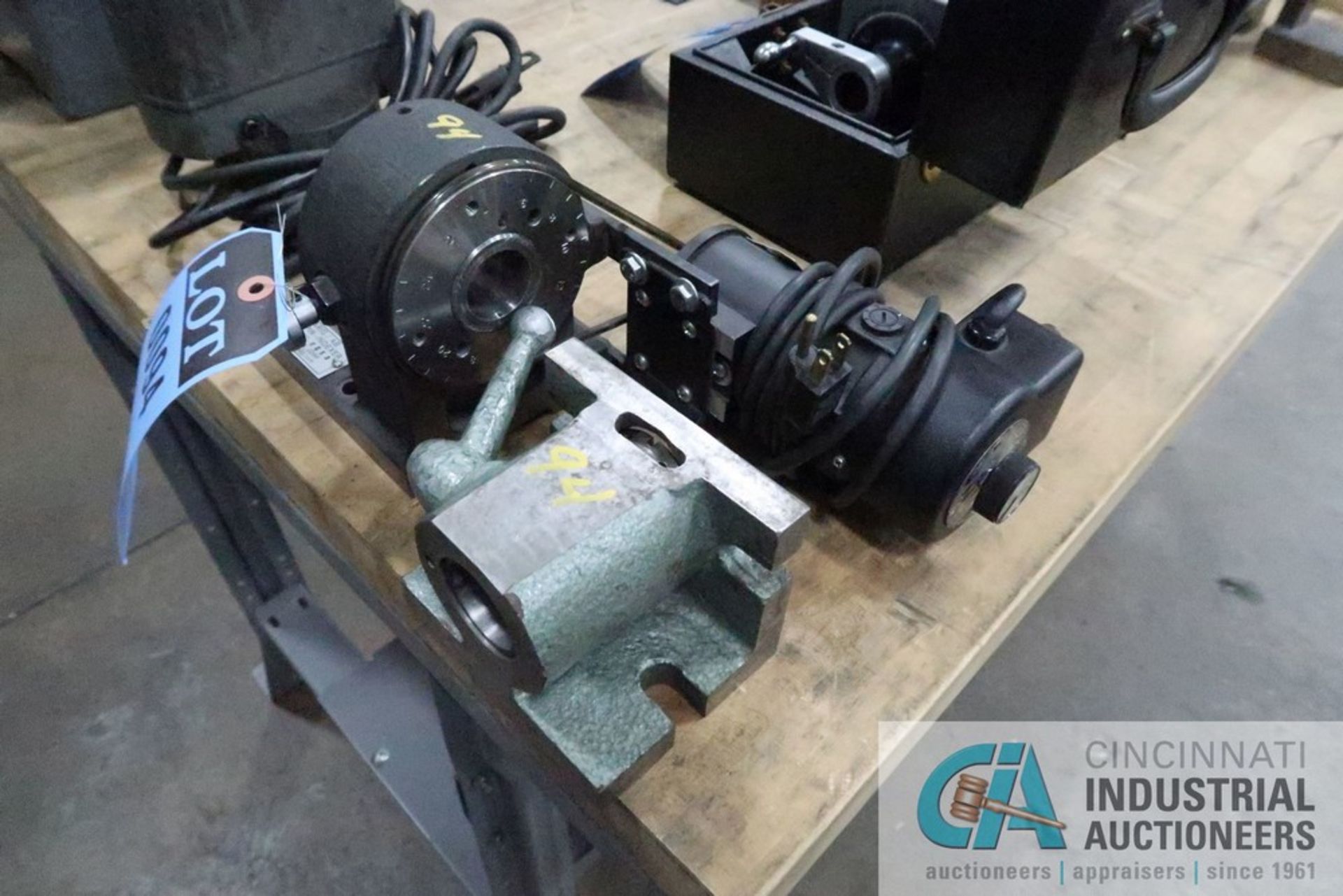 HARIG / AB 5C SPIN-INDEXER - Image 2 of 3