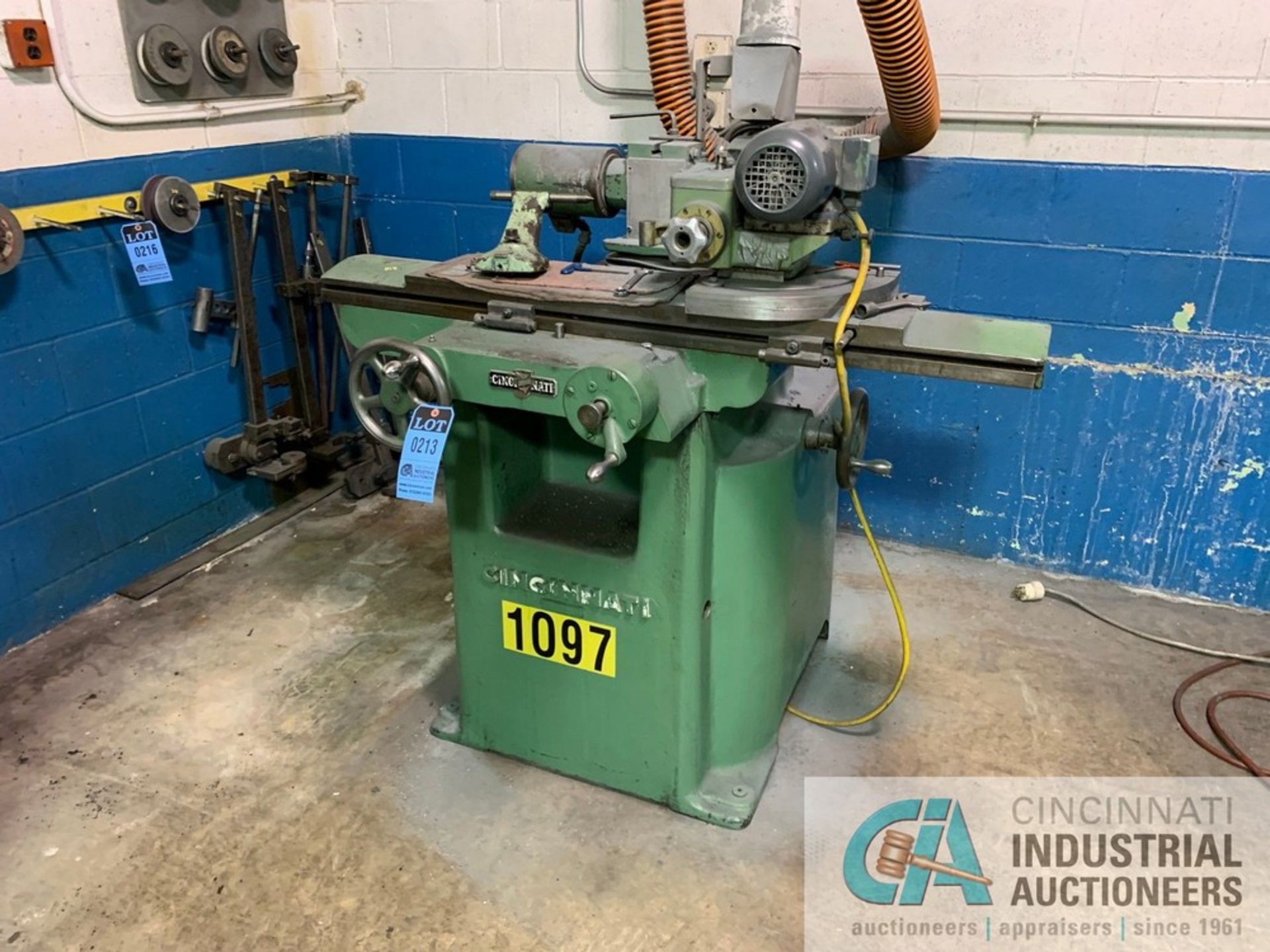 CINCINNATI MODEL NO. 2 MANUAL CUTTER GRINDER; S/N N/A