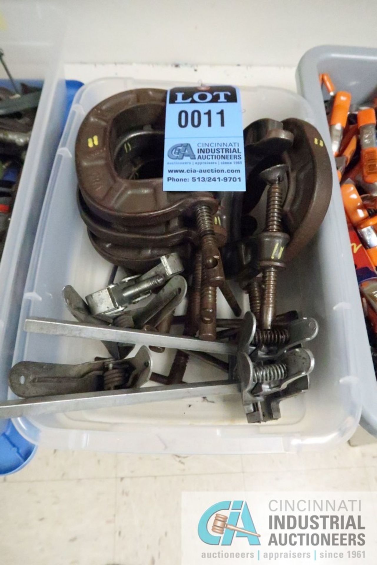 (LOT) ASSORTED SPRING CLAMPS