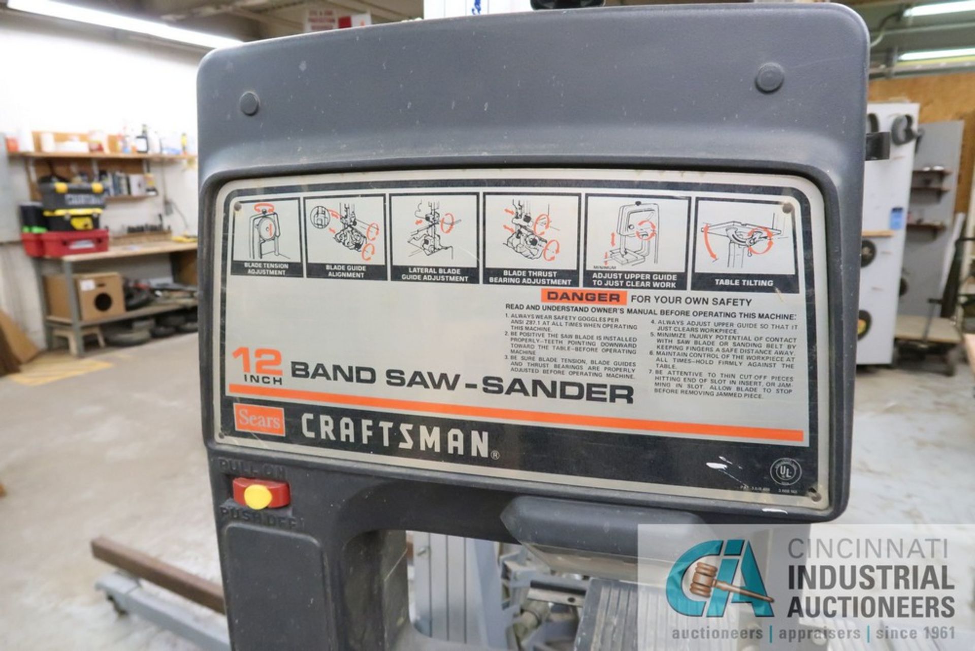 12" CRAFTSMAN VERTICAL BAND SAW - Image 2 of 3